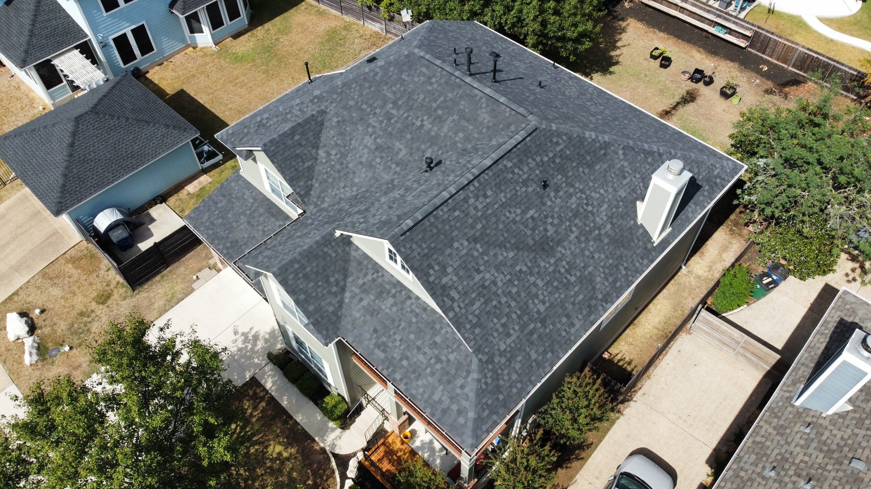 Residential Roofing Installation using Owens Corning Oakridge by Kstylez Roofing & Construction