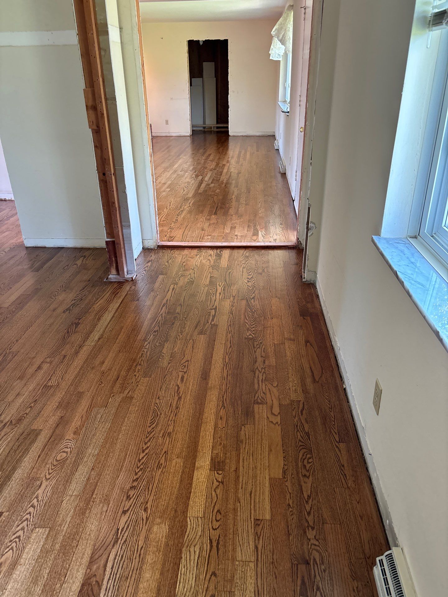 Red Oak Hardwood Floor Installation and Refinishing in Cincinnati by Footprints Floors Kentucky