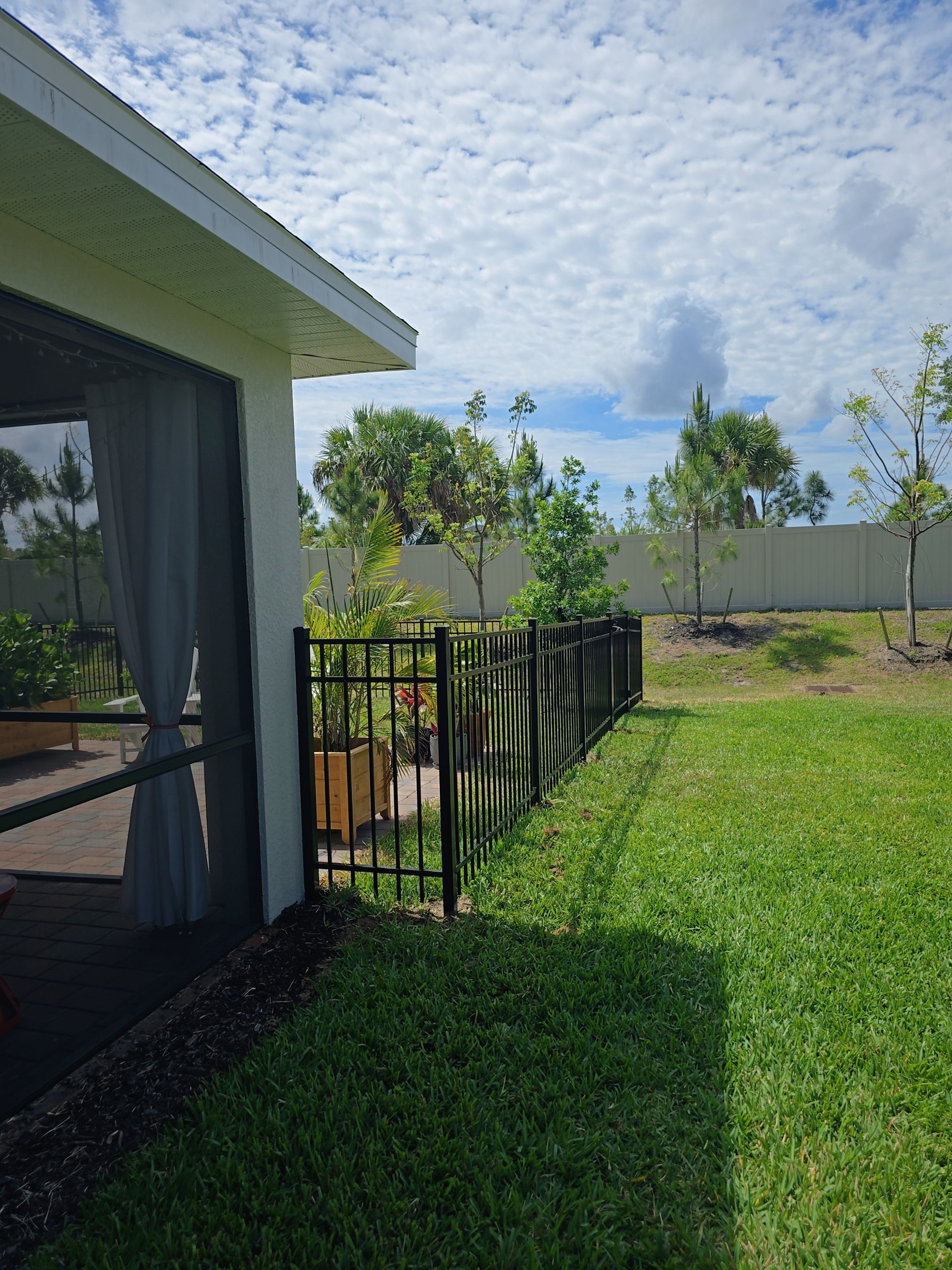 Aluminum Fence in The Cove at West Port by True Fence LLC