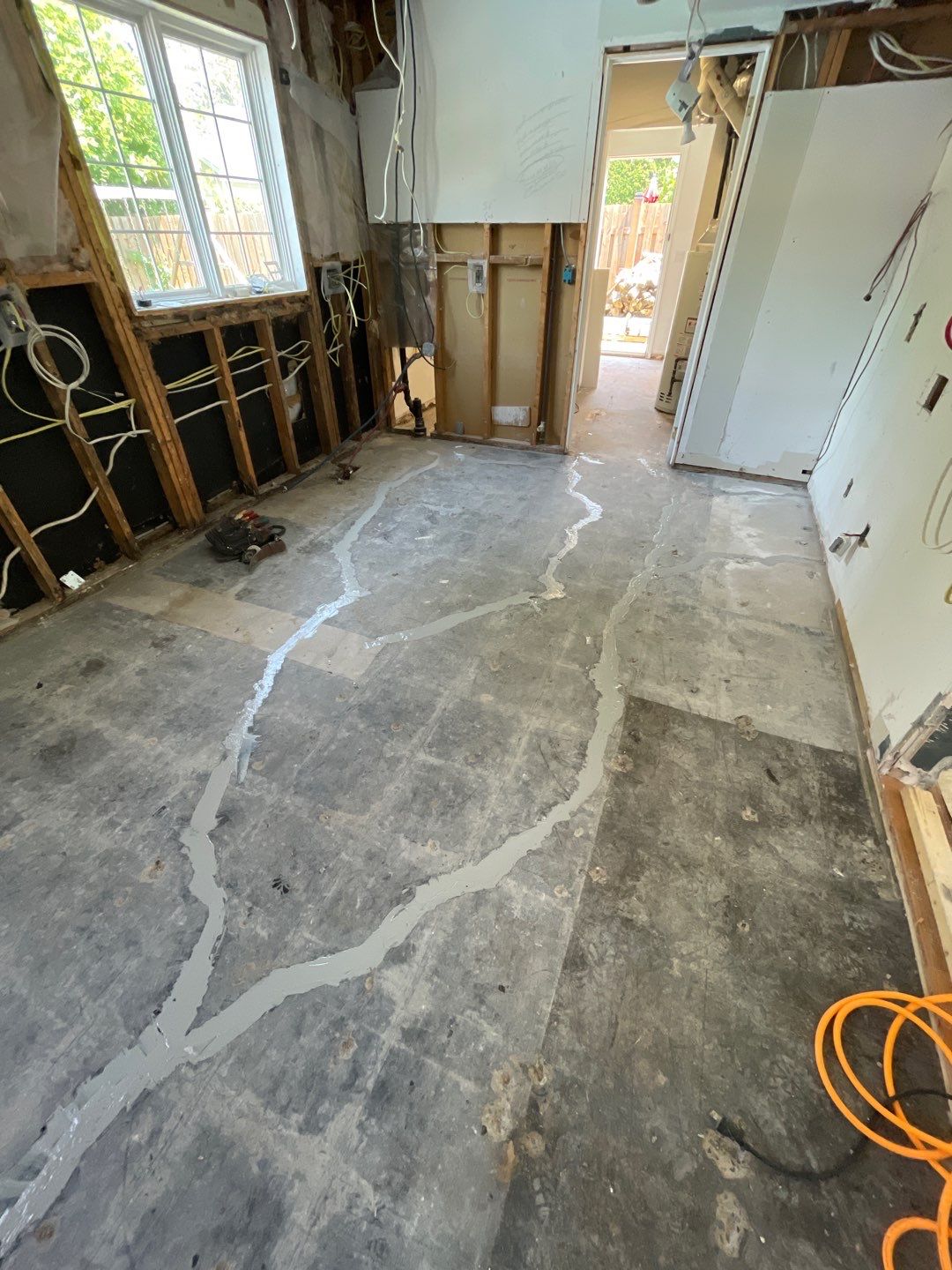 Kitchen remodel  by Eco-Nature Construction Inc.