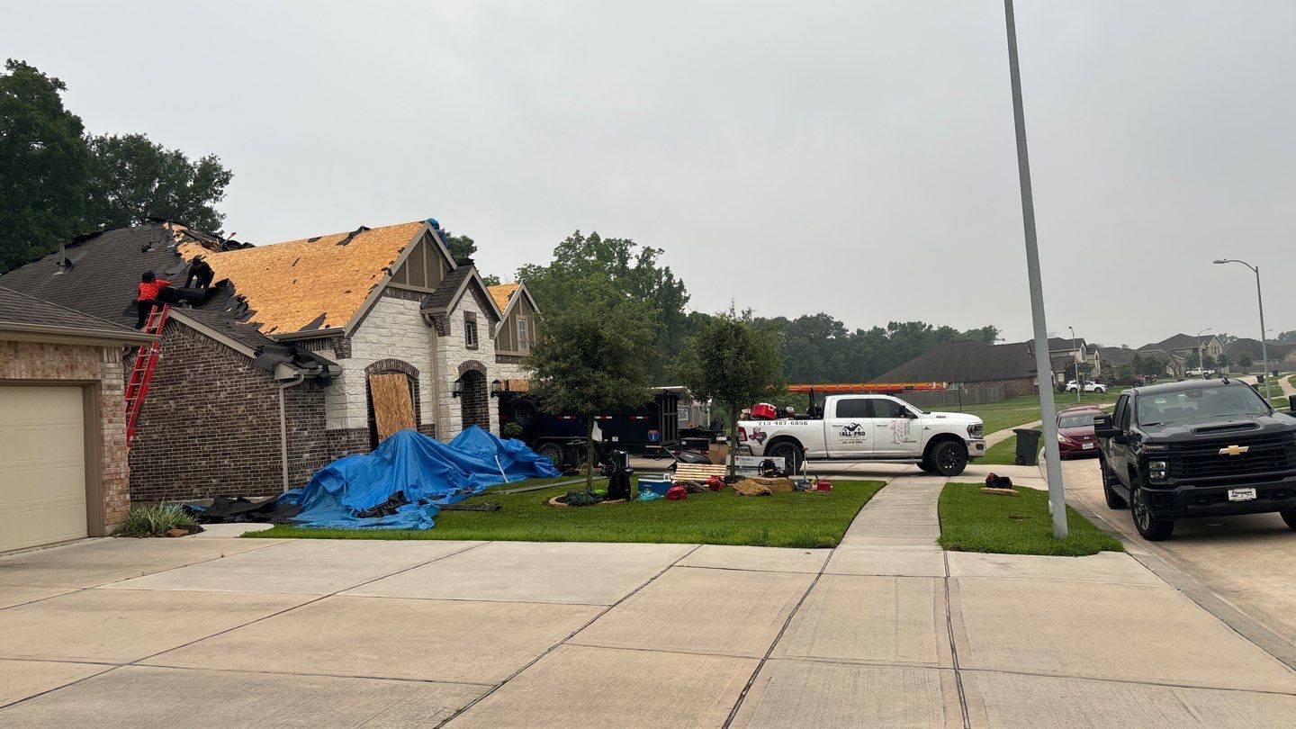 Residential Roofing Installation using Owen's Corning Duration (Lifetime) Shingles by Roof Repair Company