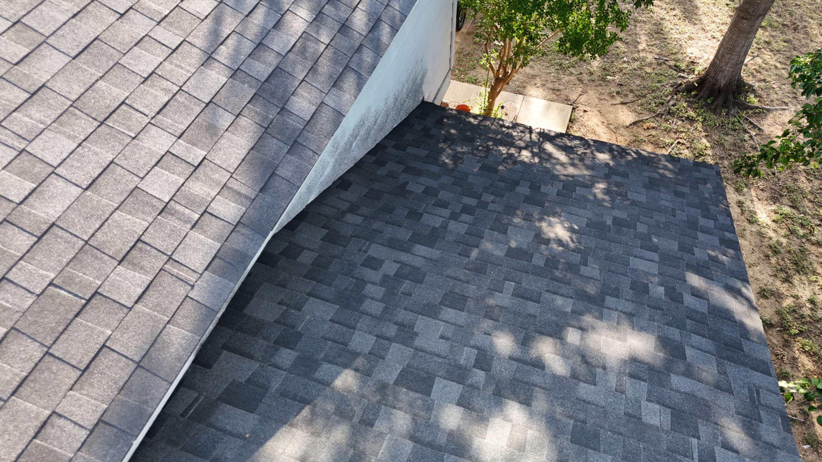 Onyx Black - Owens Corning TruDefinition Duration by RoofsOnly.com