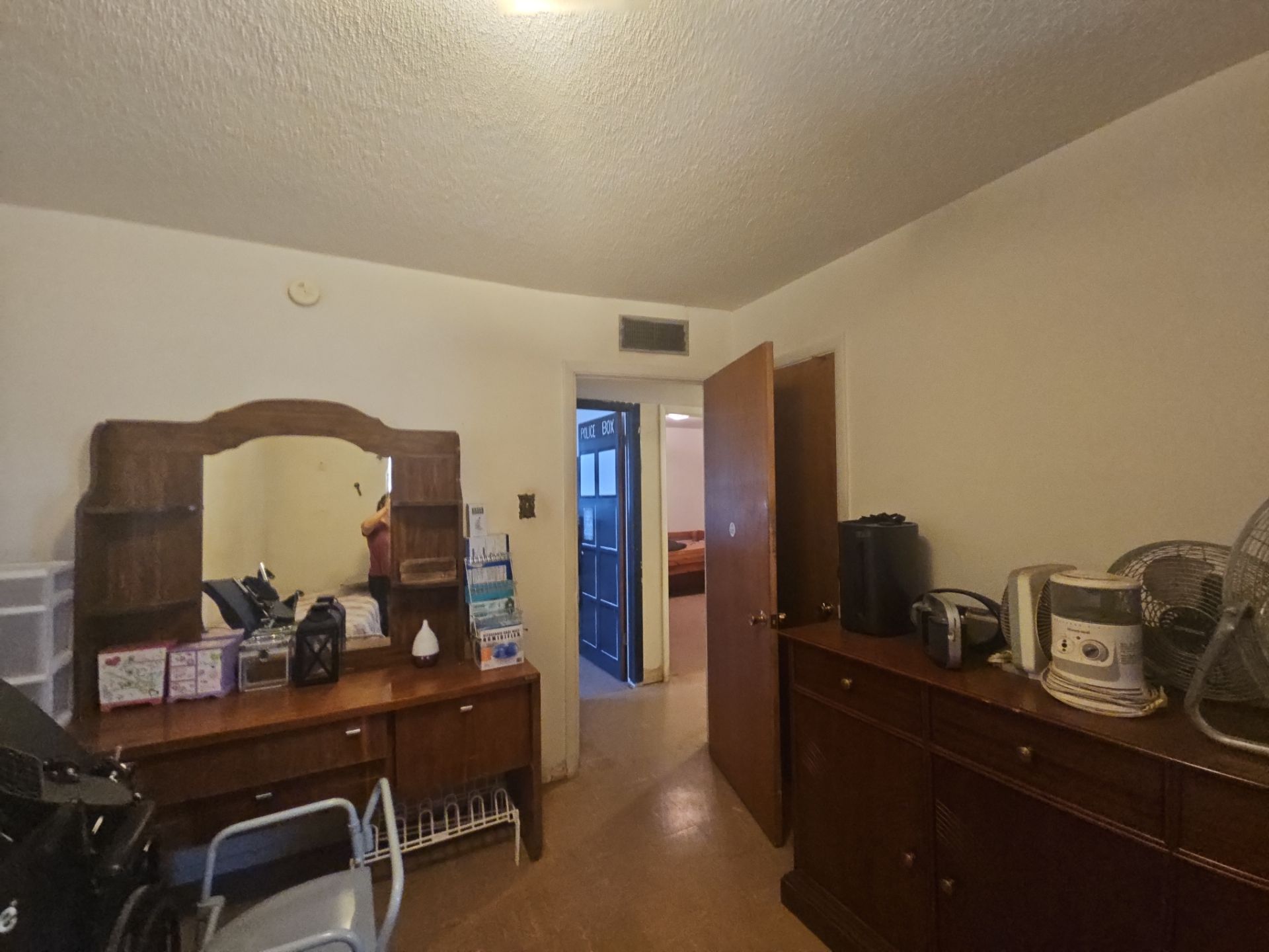 Full Renovation near Fox Plaza by Regal Renovate