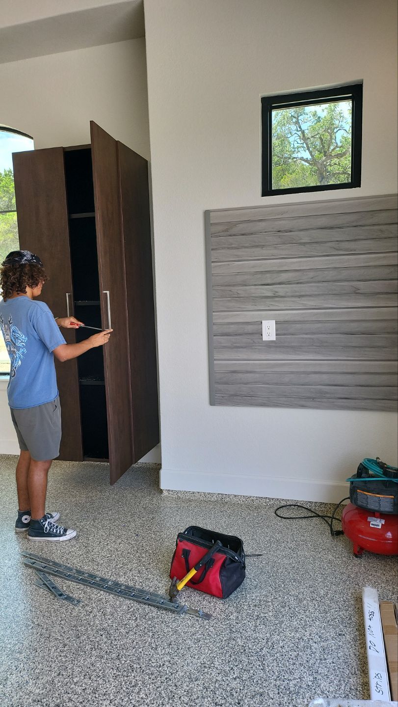 Anaqua Springs Ranch, Boerne  by TORO Garage Co