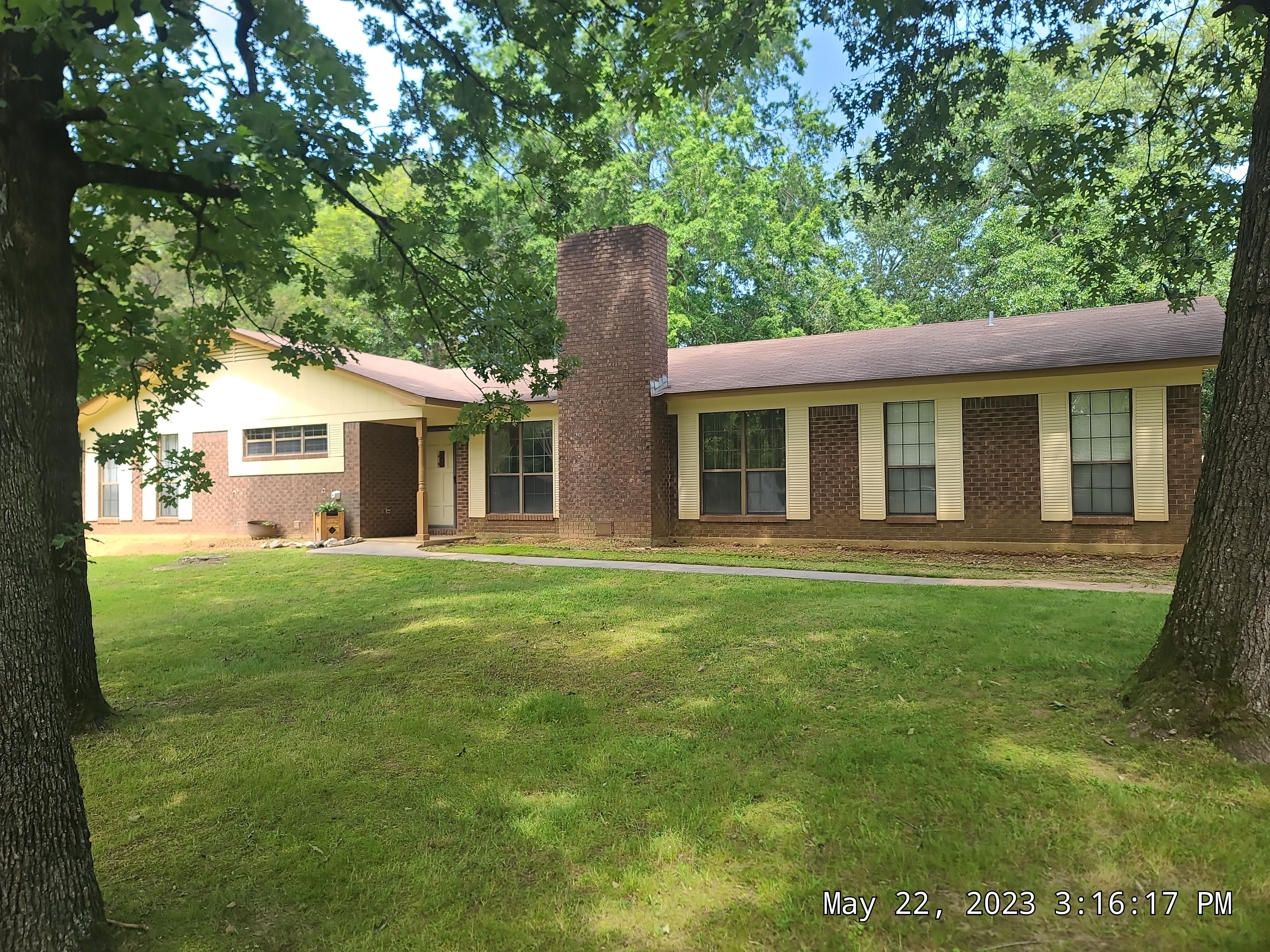 Storm Restoration Reroof: 25 Year 3-Tab Shingle by Hostetler Roofing