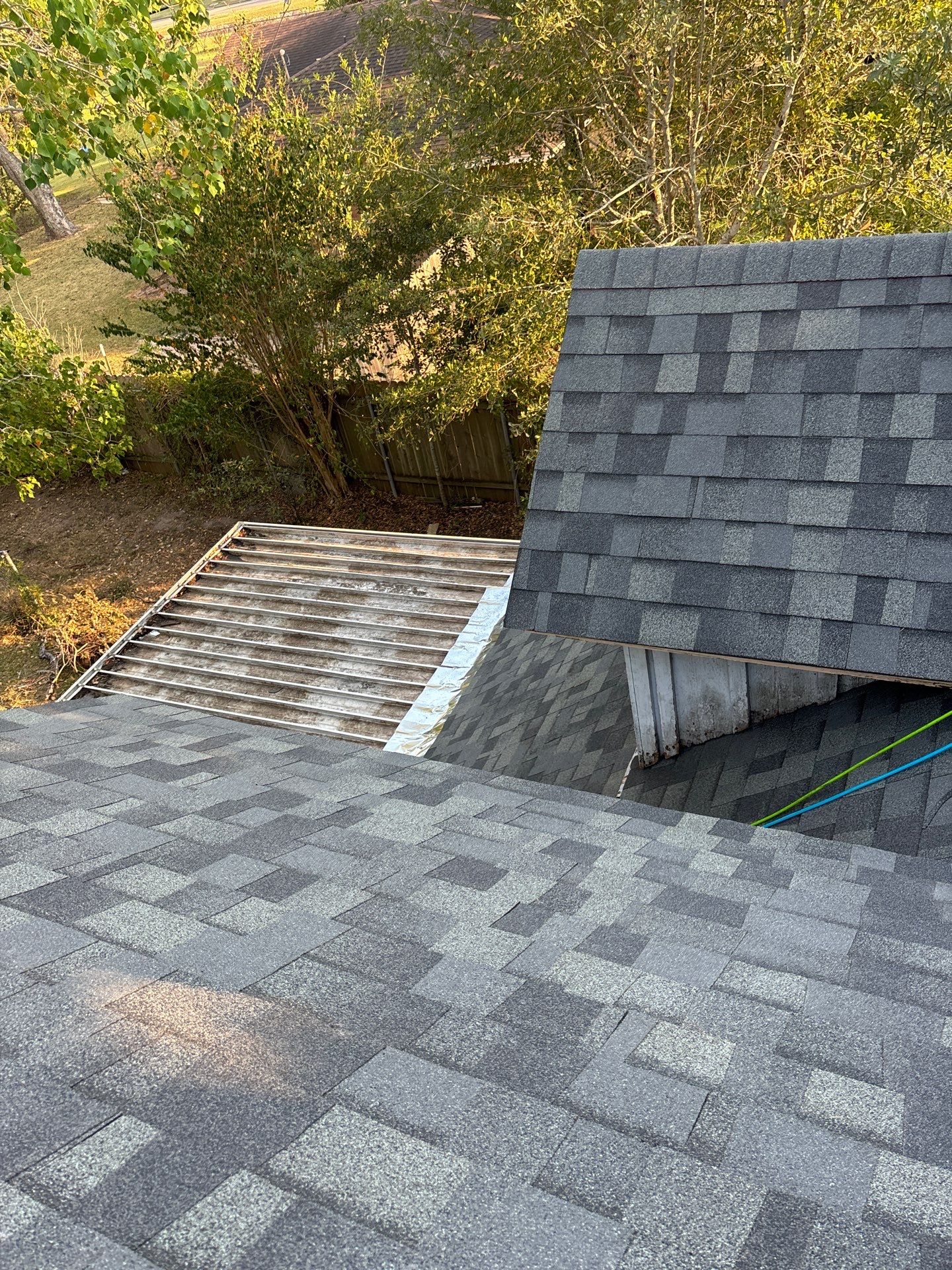 Residential Roofing Installation using Owen's Corning Duration (Lifetime) Shingles by Roof Repair Company