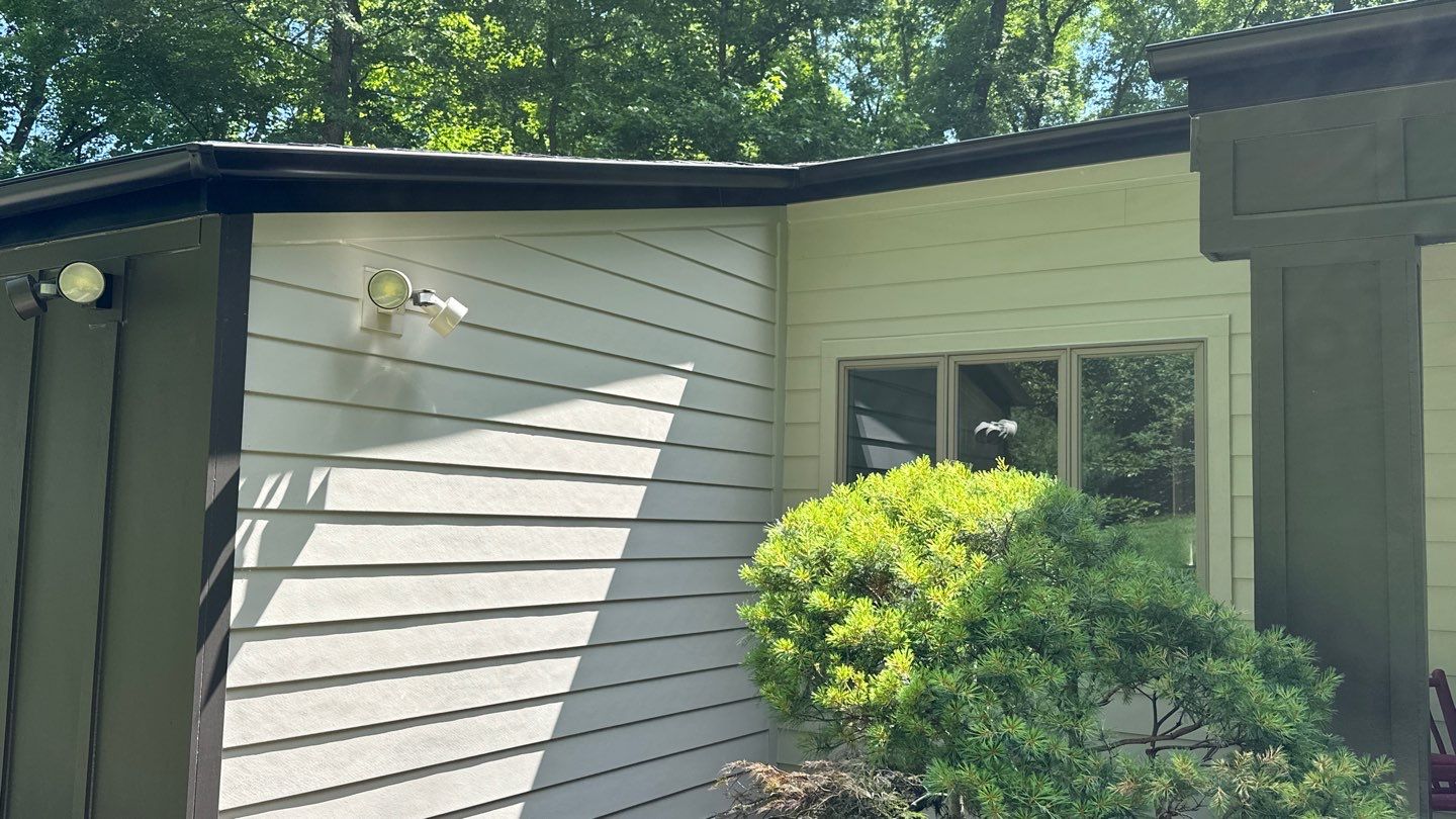 Siding Installation using JH Batten Smooth by ExteriorPros