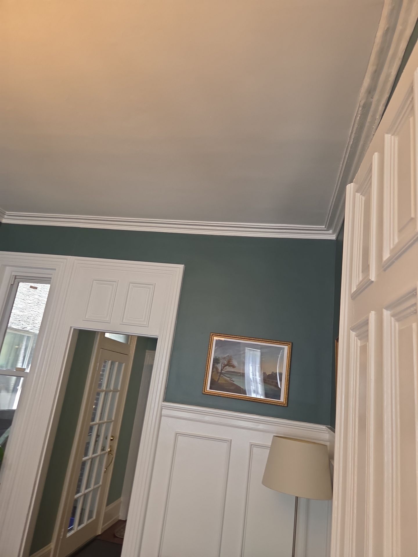 🏡 Bold Colors and Timeless Details Throughout This Fishtown Rowhome by Groovy Hues