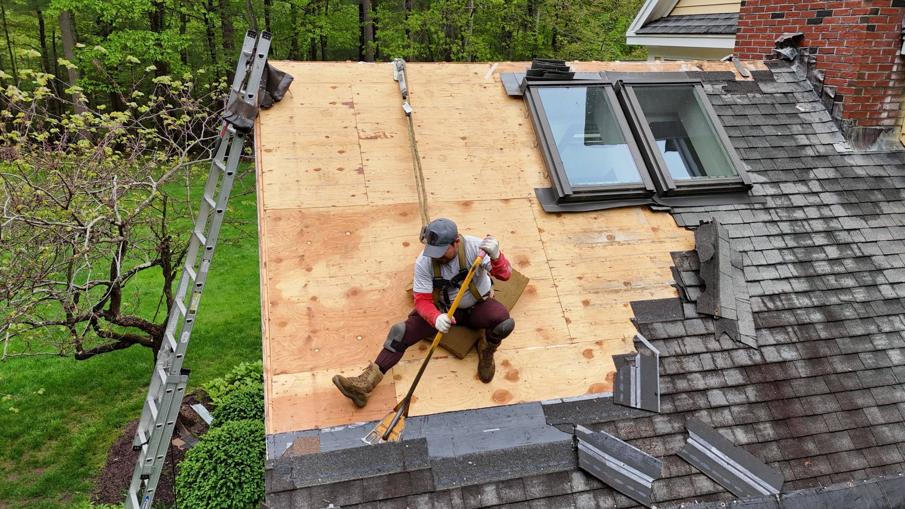 Roof Replacement with Owens Corning Shingles and Copper Flashing by Mighty Dog Roofing of Greater Middlesex County