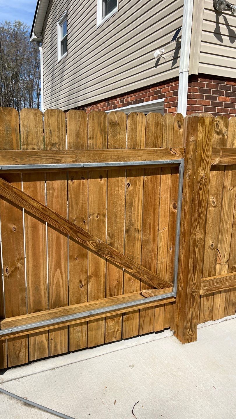 Fence using Wood Sealant by DuraSeal
