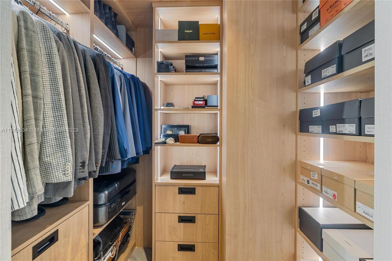 Jade-Brickell by Construct USA LLC