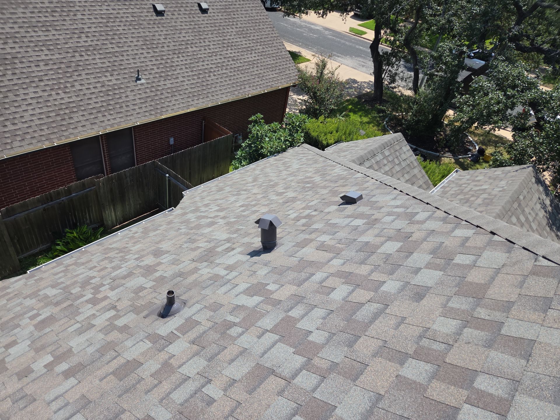 Driftwood - Owens Corning TruDefinition Duration by RoofsOnly.com