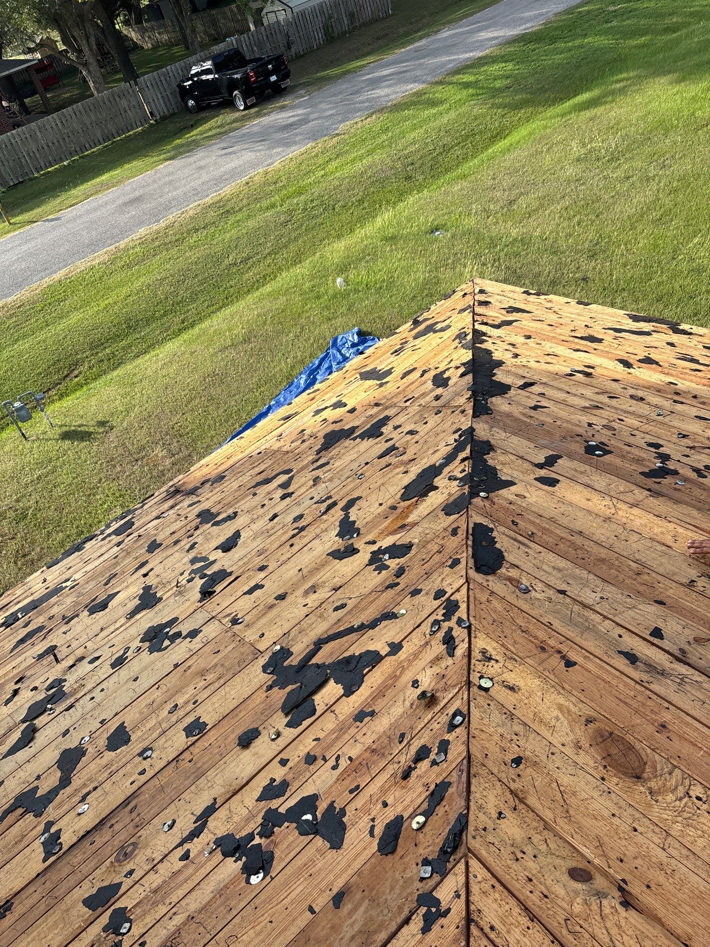 Residential Roofing Installation using Owen's Corning Duration (Lifetime) Shingles by Roof Repair Company