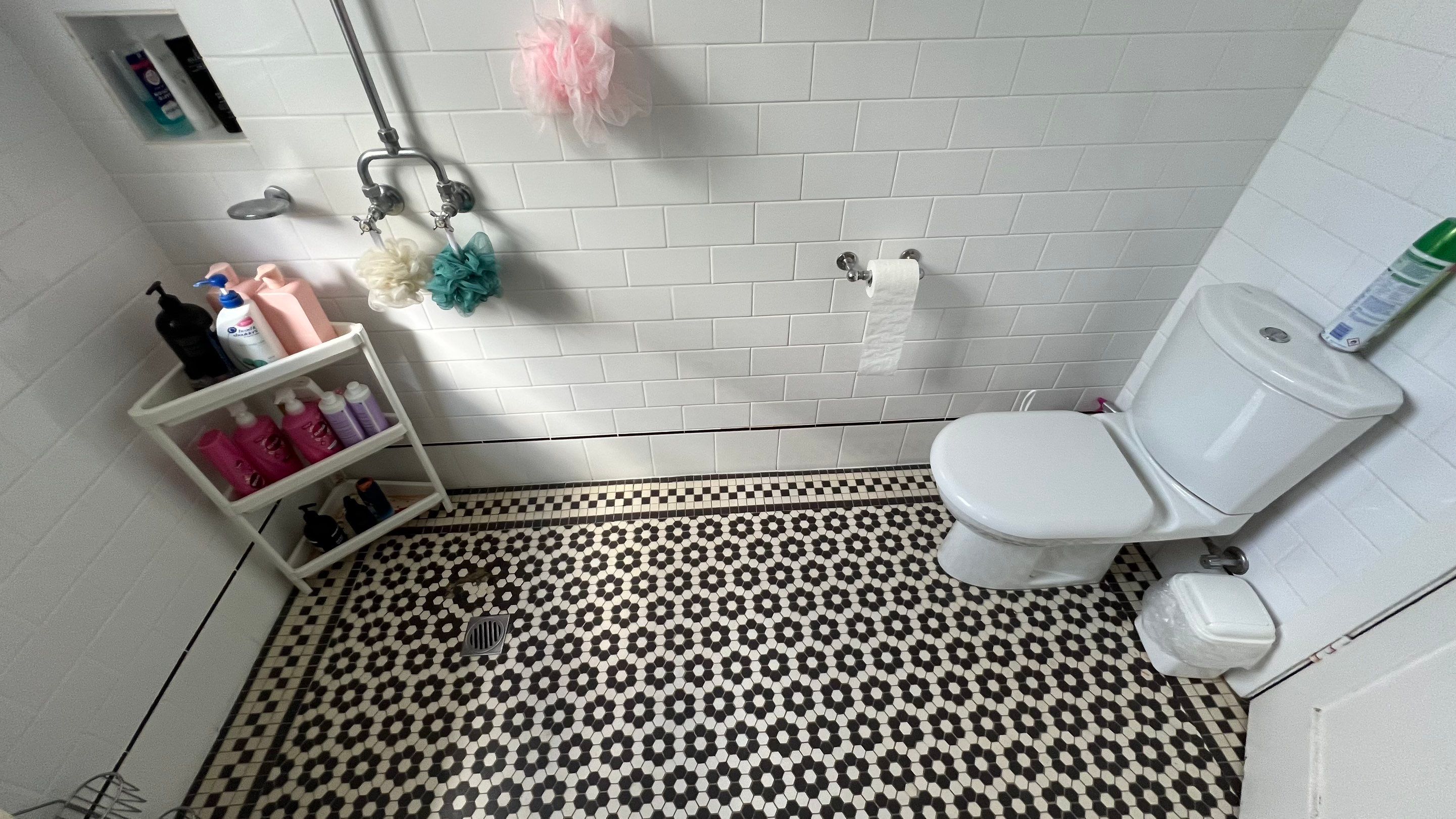 Small Main Bathroom Renovation by Re-seal Bathrooms