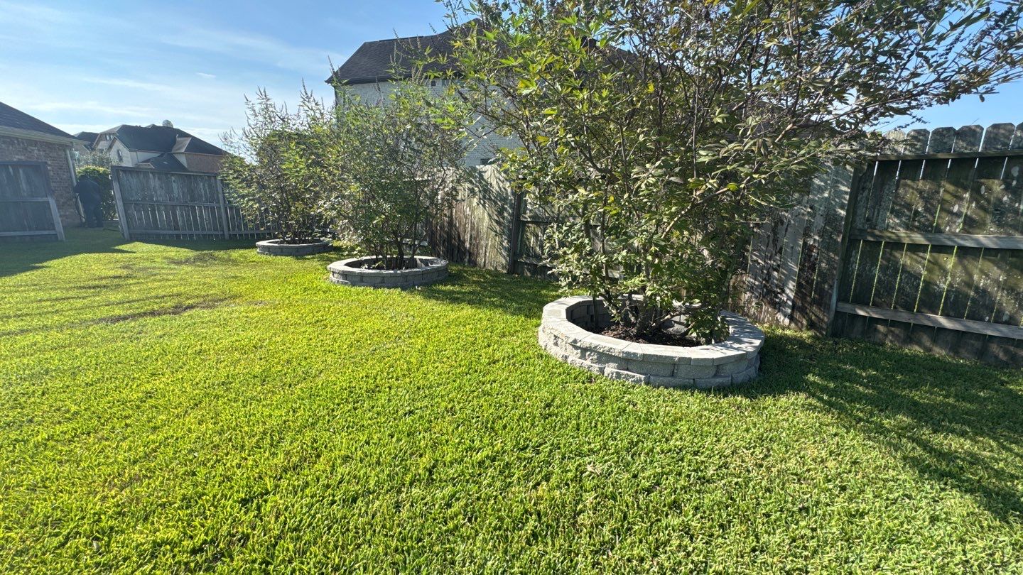 🌿 Mr. Ken’s Front Yard Flower Bed Enhancement by Texas Urban Elements