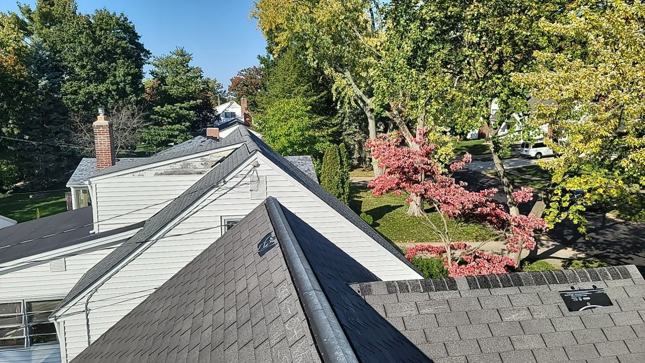 ATLAS PINNACLE PRISTINE COLOR: COPPER CANYON DRIP EDGE: WHITE by Eagle Eye Roofing