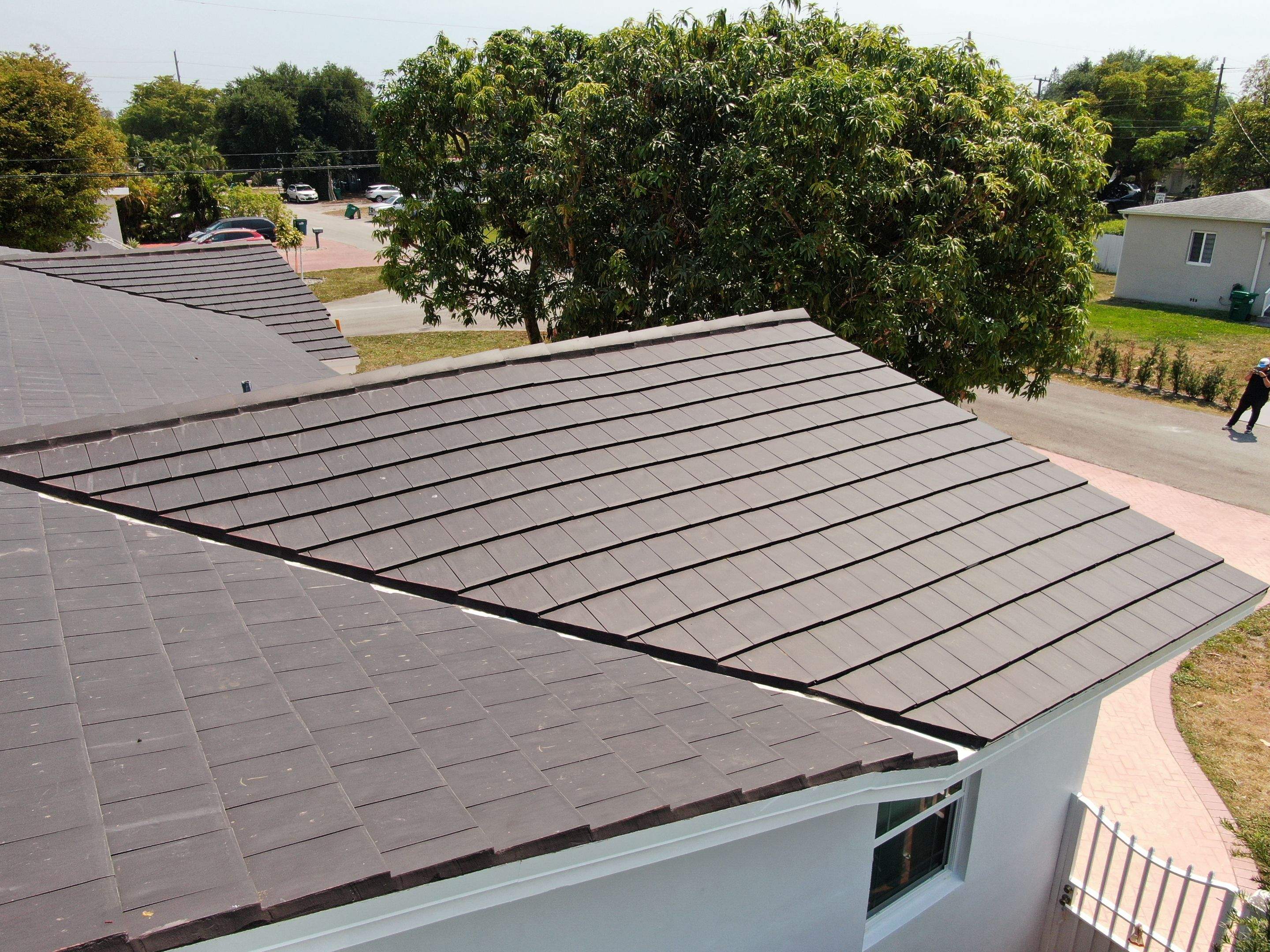 Verea - Flat - Slate by Istueta Roofing
