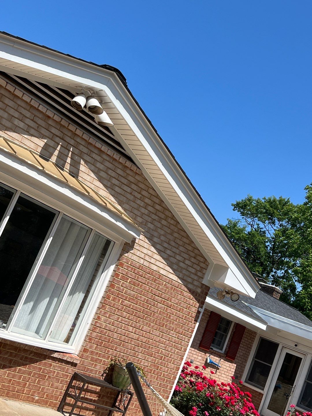 Manassas: CertainTeed Landmark Pro Designer Shingles in Max Def Moire Black by RM Banning, Inc.