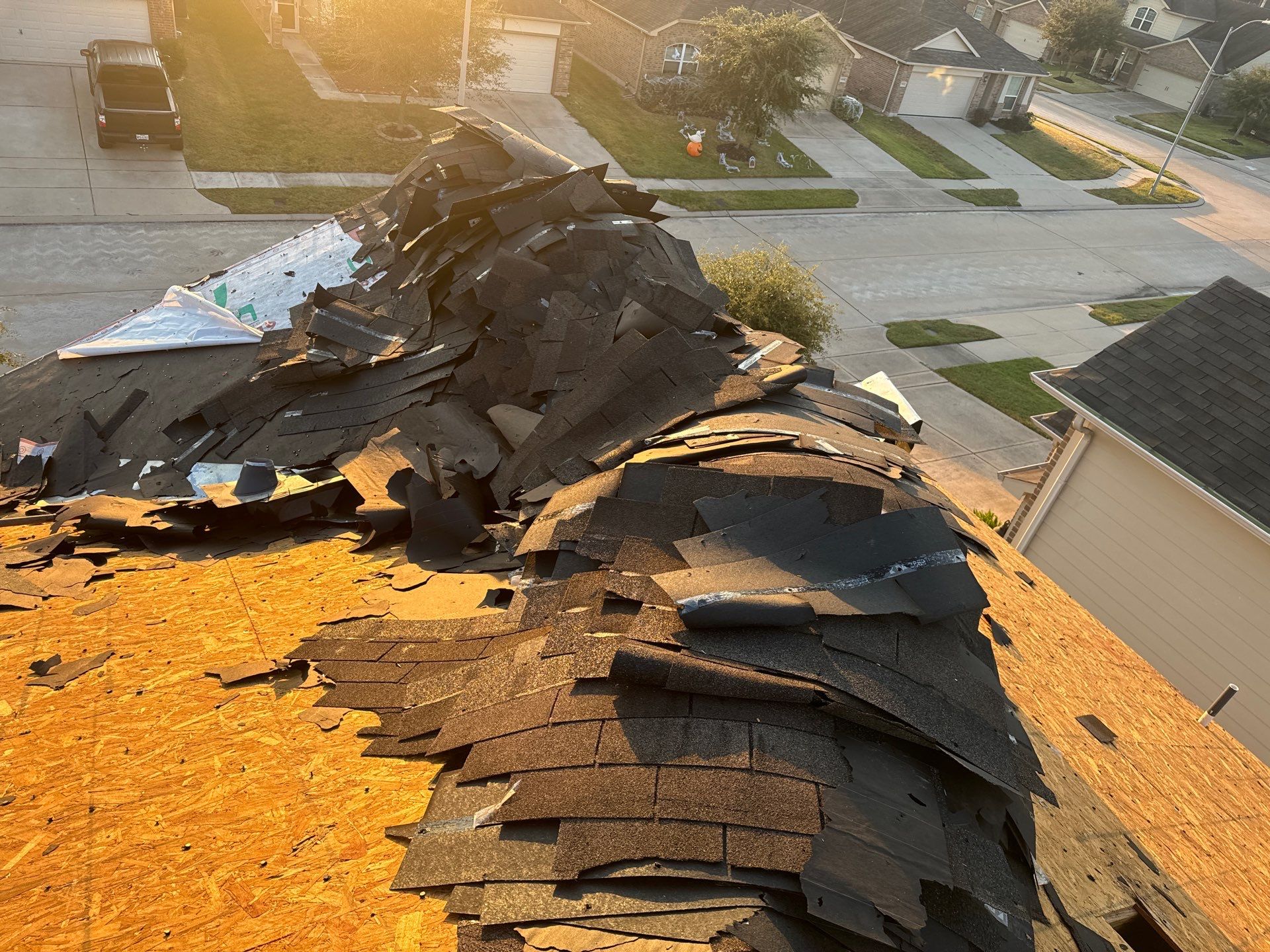 Residential Roofing Installation using Owen's Corning Duration (Lifetime) Shingles by Roof Repair Company