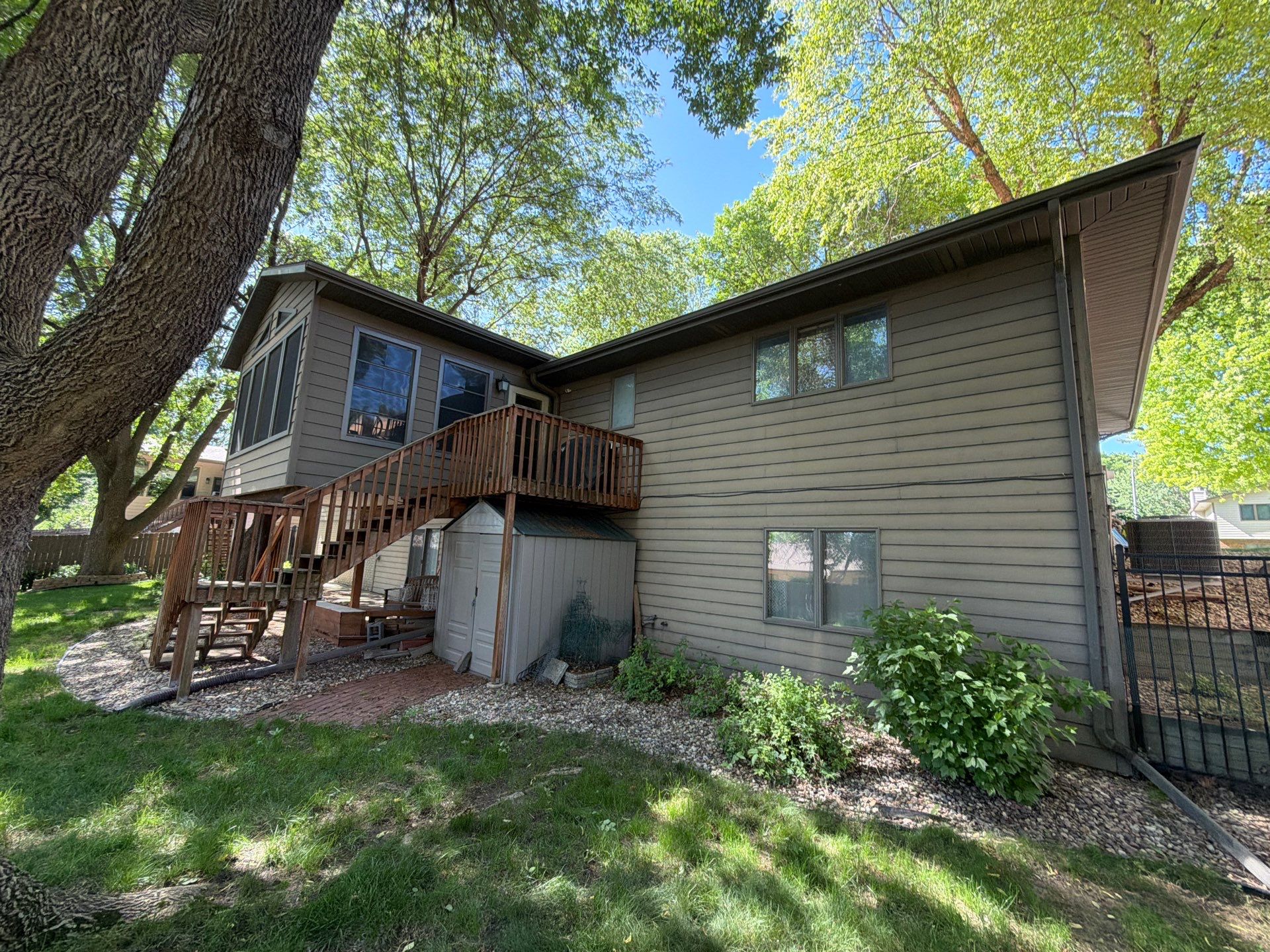 Exterior Painting in Sioux Falls by Select Painting, Coatings & Garage Cabinets