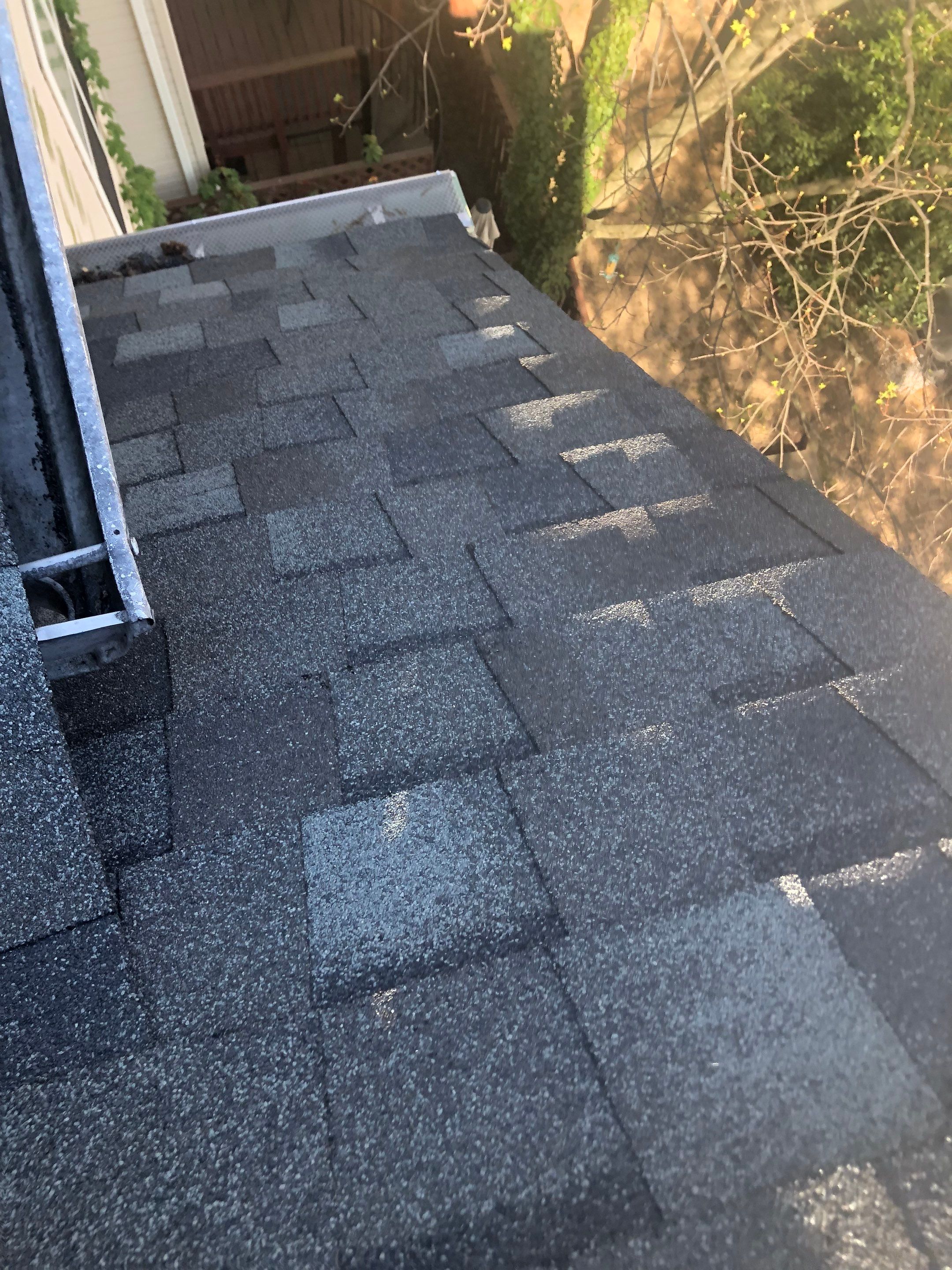 Alexandria: CertainTeed Landmark Pro Designer Shingles in Max Def Georgetown Gray by RM Banning, Inc.