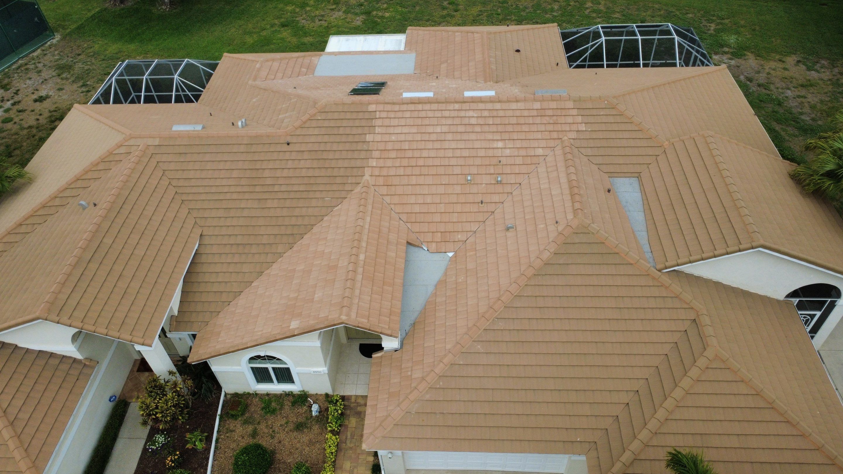 Roof Replacement in Bradenton, FL by Steadfast Roofing 