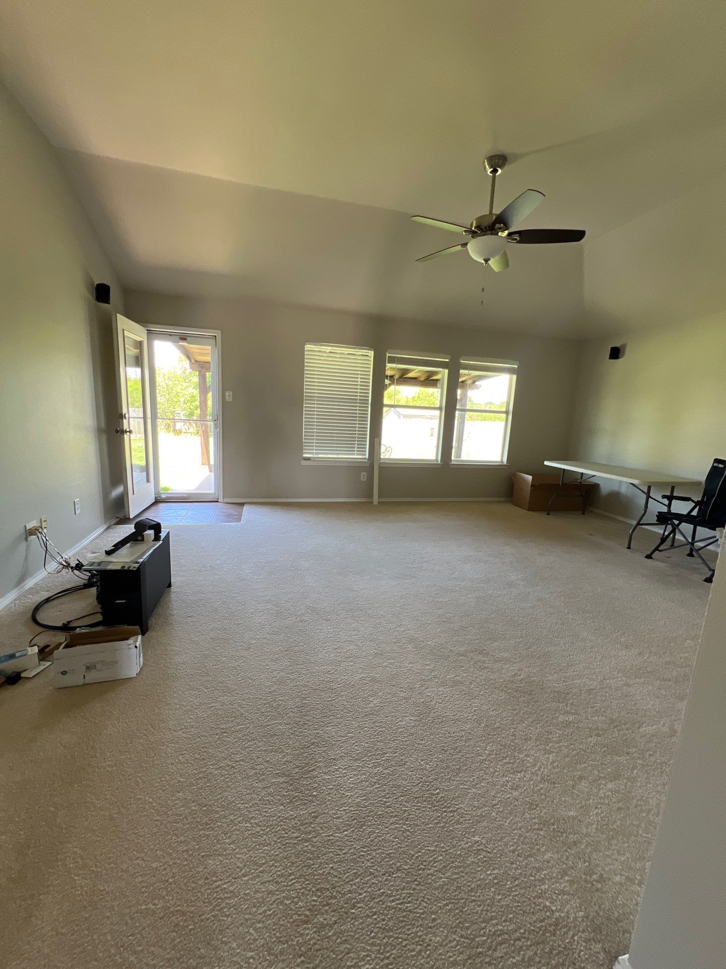 Multi-Room Carpet Installation and Interior Painting in Krum by Simmons Floors