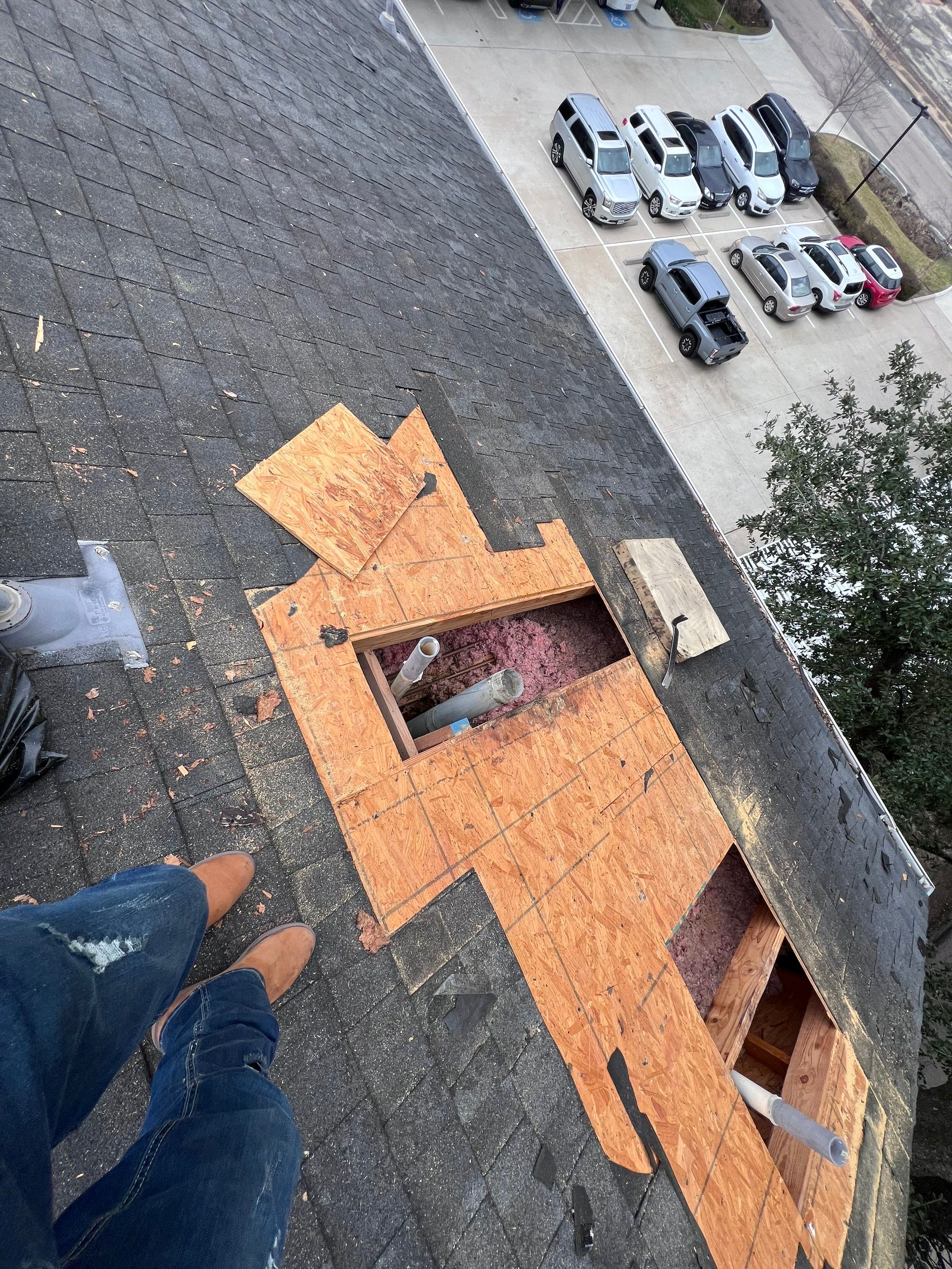 Hail Damage using Owen's Corning Duration (Lifetime) Shingles by Roof Repair Company