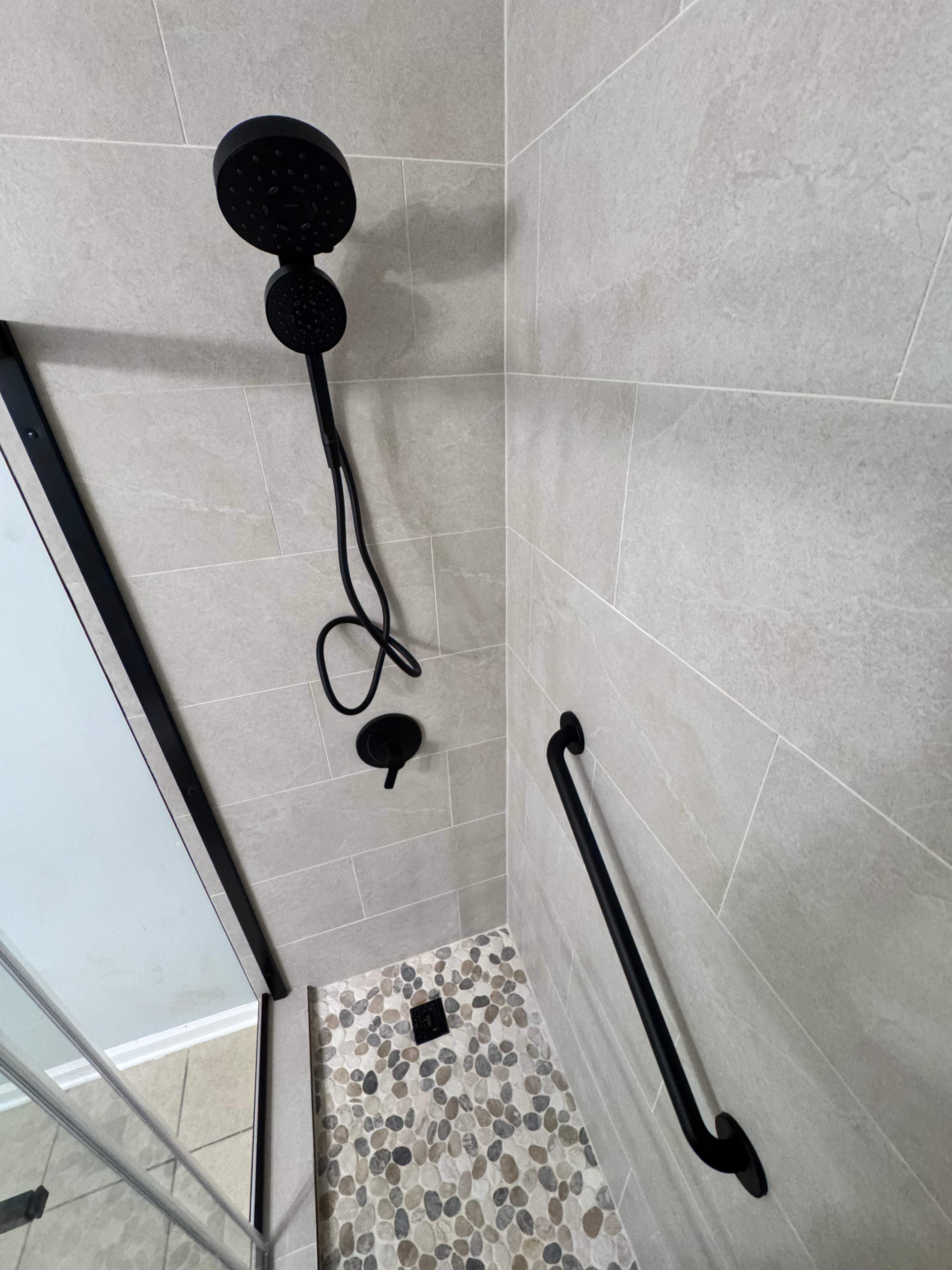 Bathroom project by Prudencio