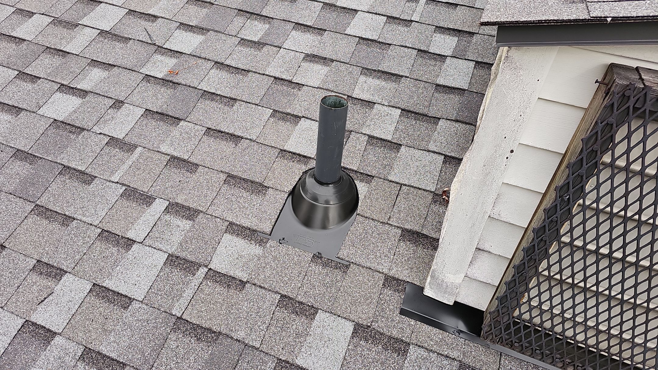 ATLAS PINNACLE COLOR: COASTAL GRANITE DRIP EDGE: TUXEDO GRAY by Eagle Eye Roofing