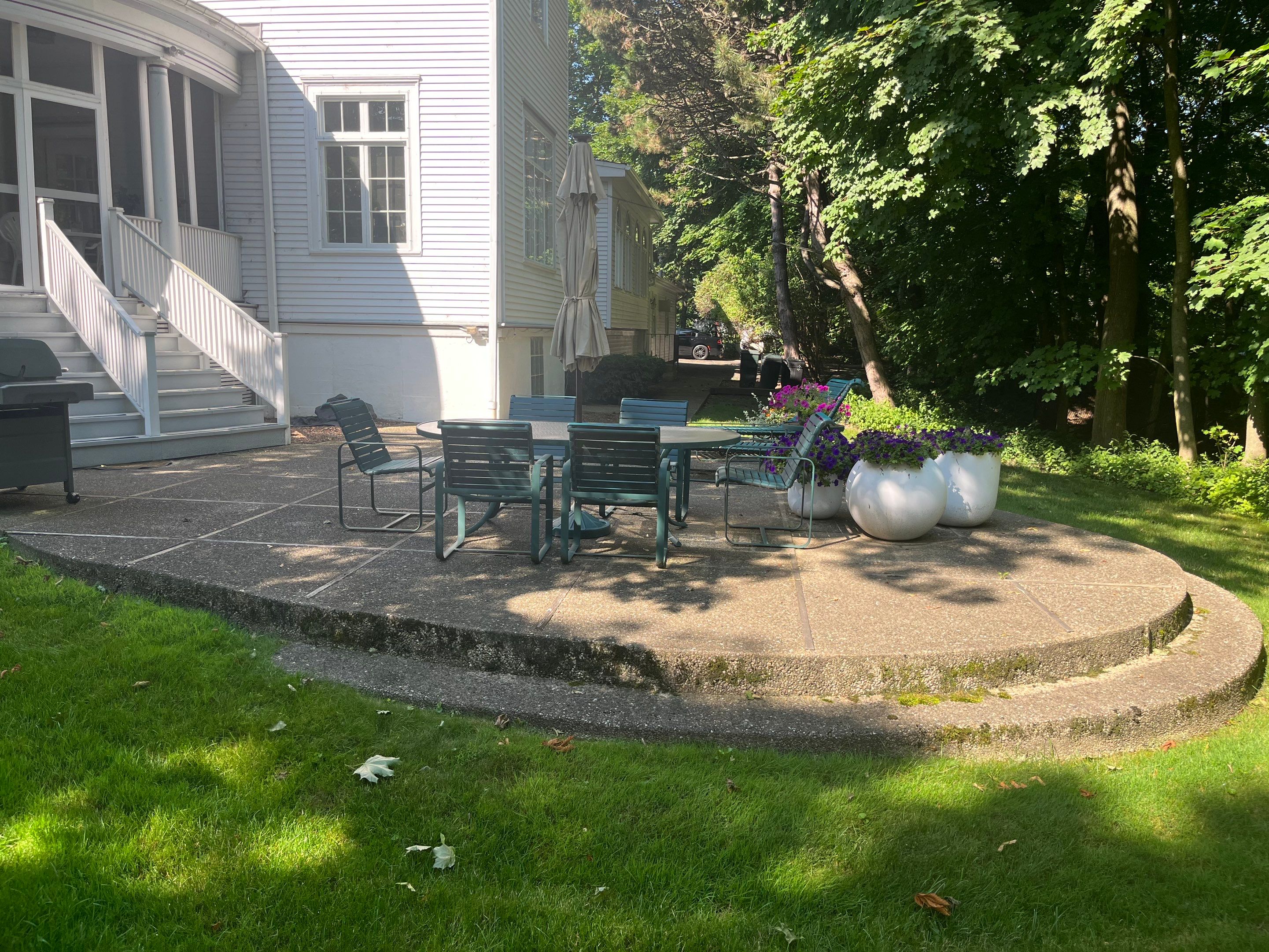 Housewashing  using Algaecide, soft wash soap by Northern Power Washing LLC.