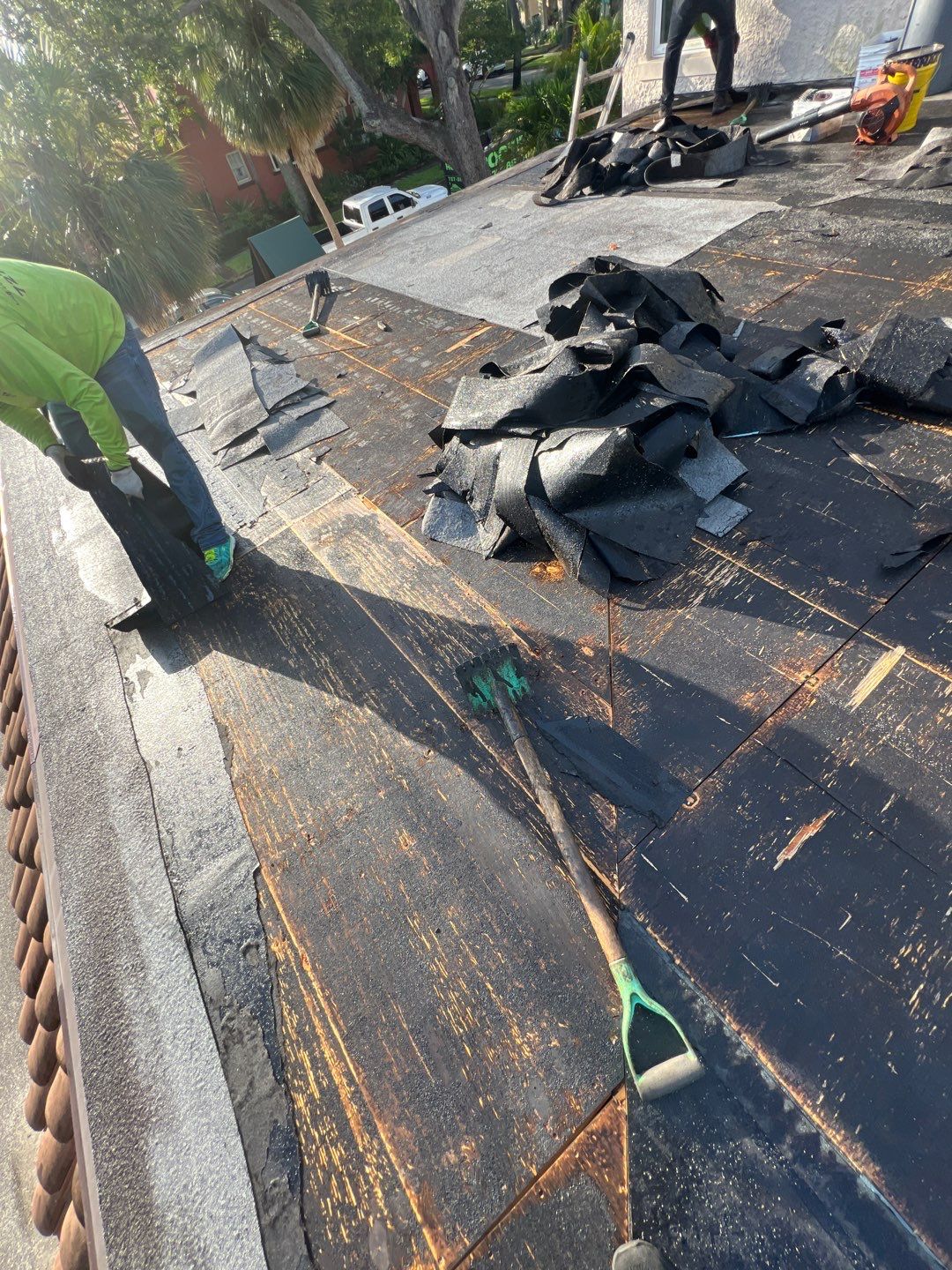 Project in St. Petersburg 33704 by Mitchell Roofing Company LLC 