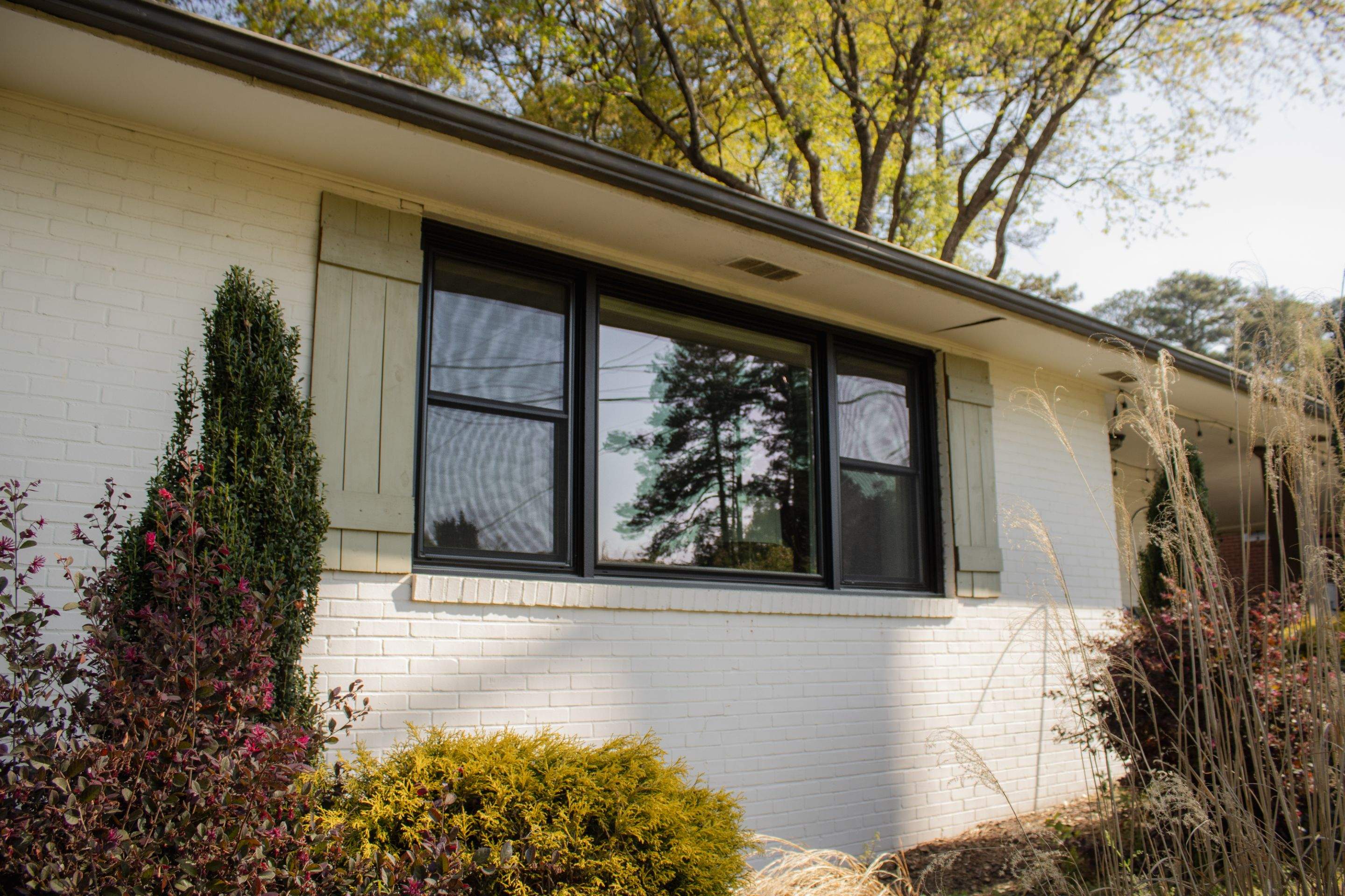 Marietta, GA Window Replacements using Master 2800 Series Vinyl Windows by Nelson Exteriors 