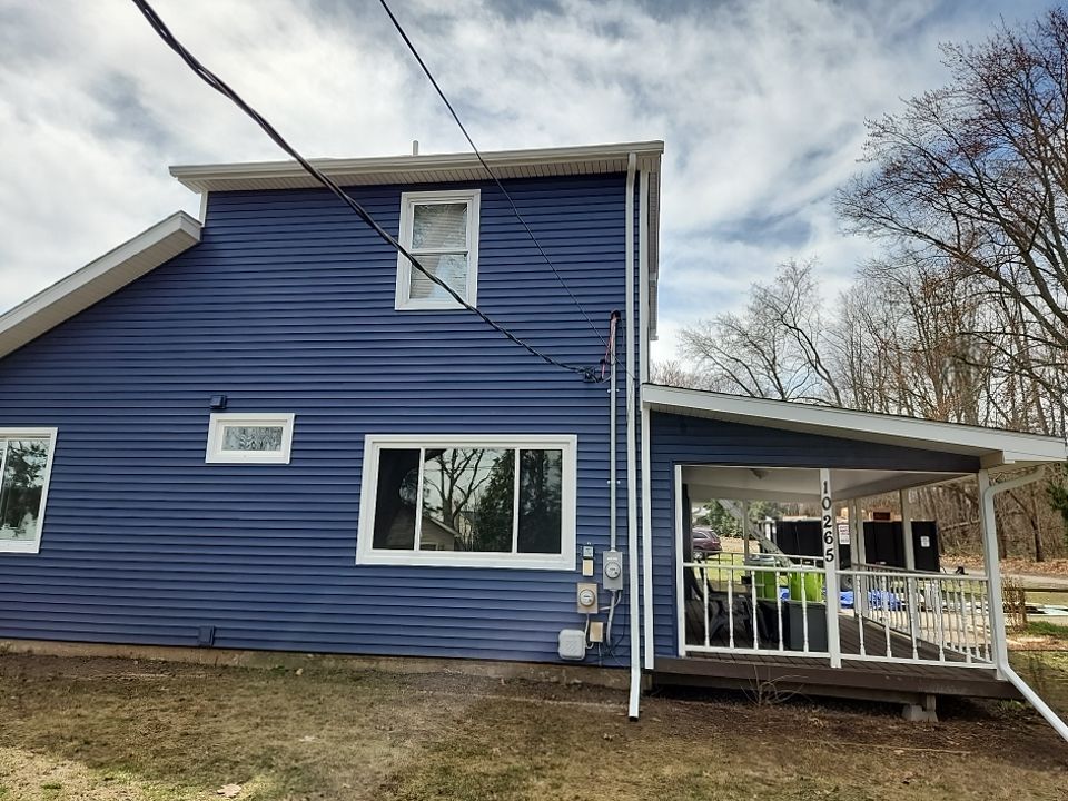 Siding Replacement using CertainTeed Restoration Classis D4 by 180 Contractors