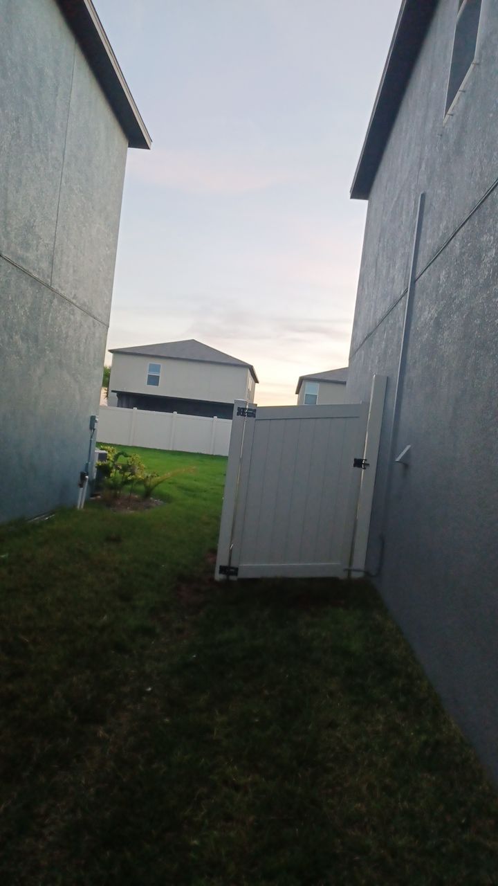 Sun City Center, FL Install 6 ft. tall Tan Vinyl Privacy Fence by Asap fence and gates, LLC