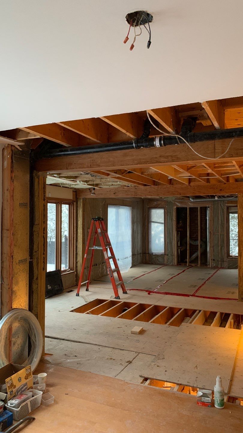 Full house renovation by Eco-Nature Construction Inc.