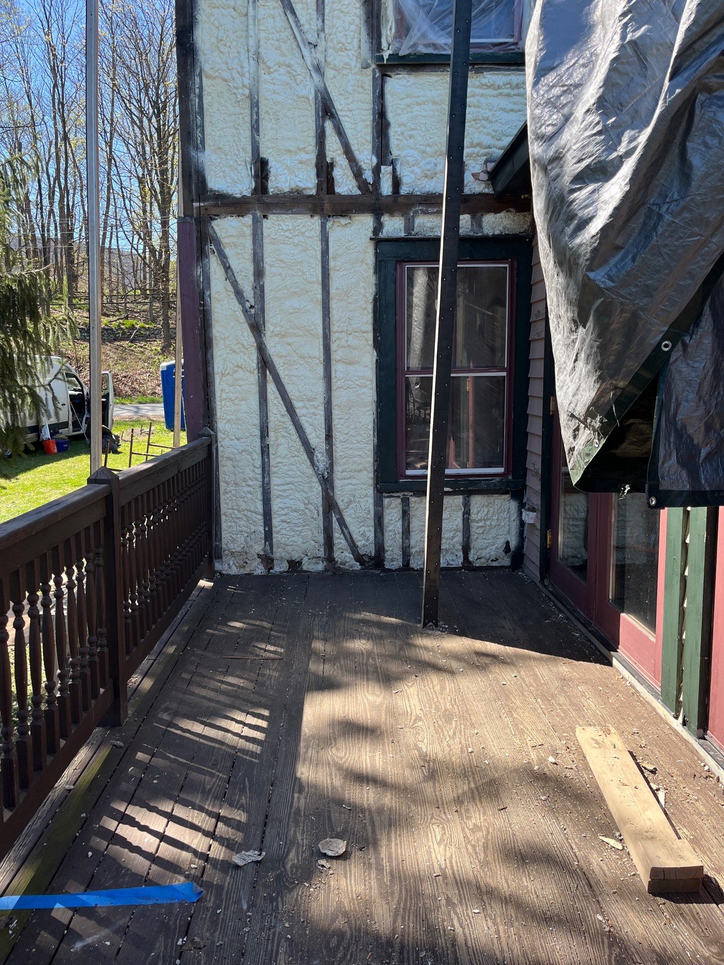 Siding Installation using Closed Cell Spray Foam by NYS Foam & Energy