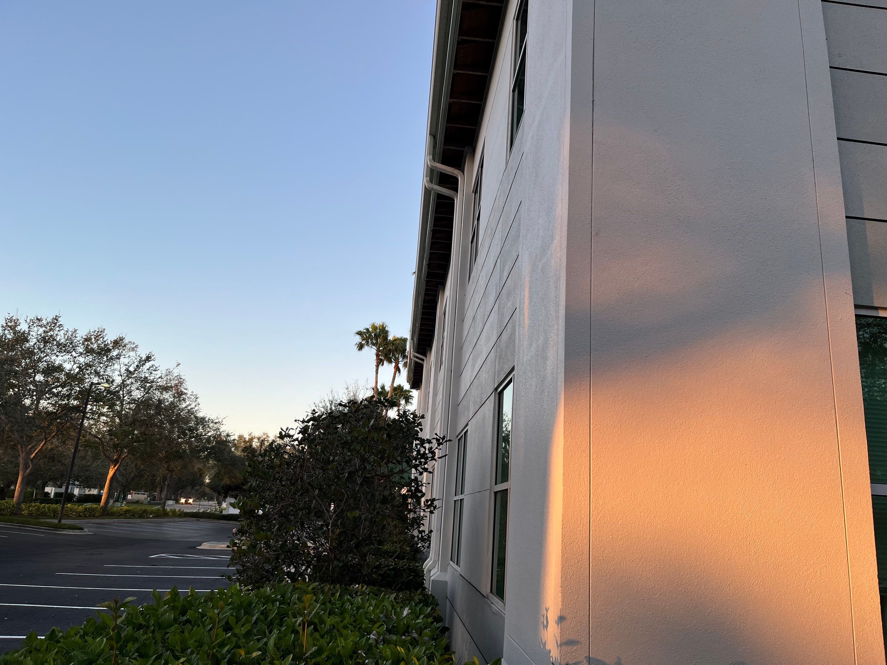 6-Inch White Seamless Gutters in Sarasota FL by Gutter Professors