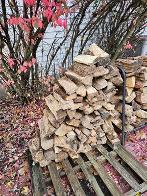 Firewood Delivery  using Seasoned Firewood
