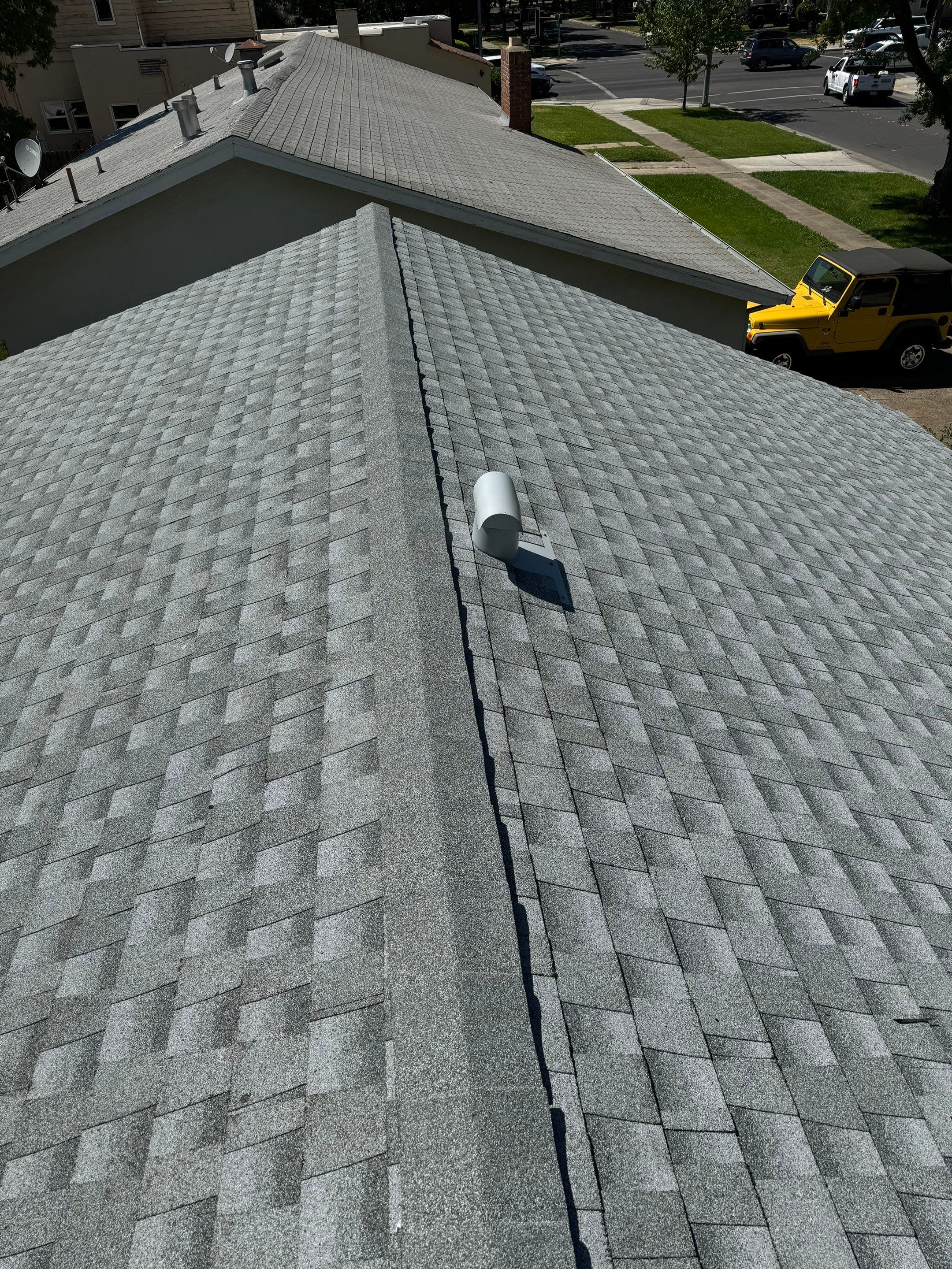 GAF Timberline HDZ-RS shingle project by Straight Edge Roofing Inc