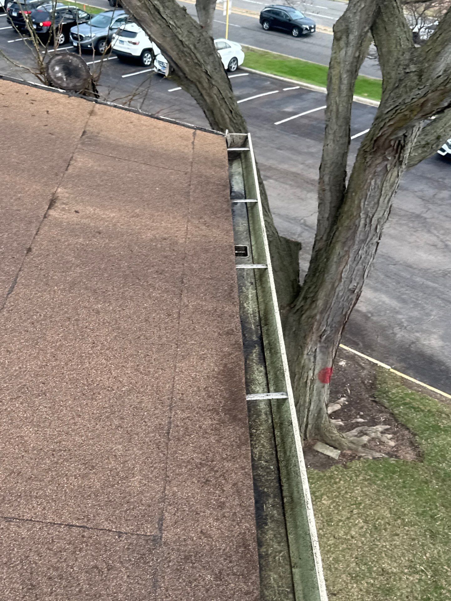 Commercial gutter cleaning Naperville & Aurora, IL after photo with clean gutters