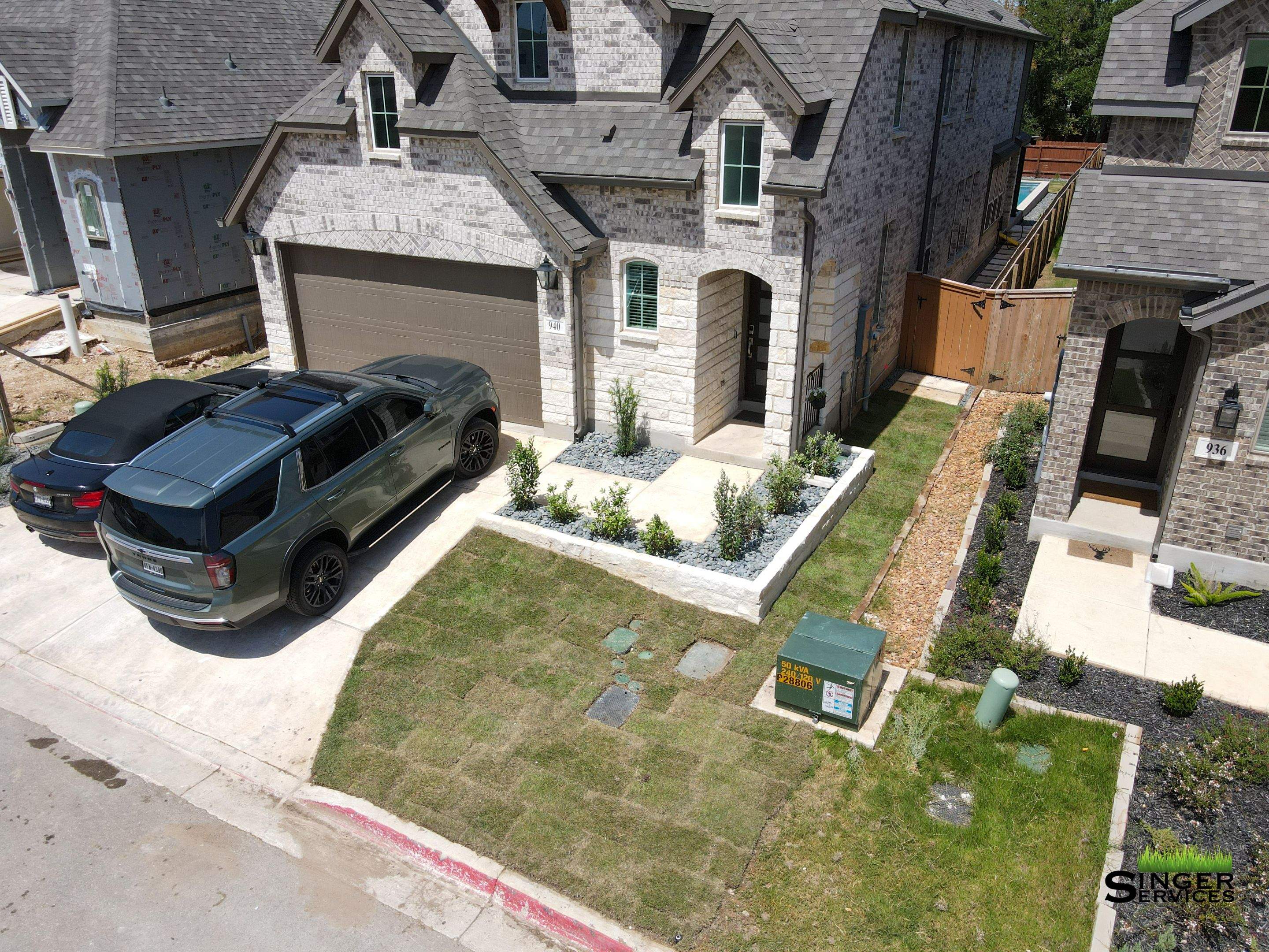 Gruene - II by Singer Services