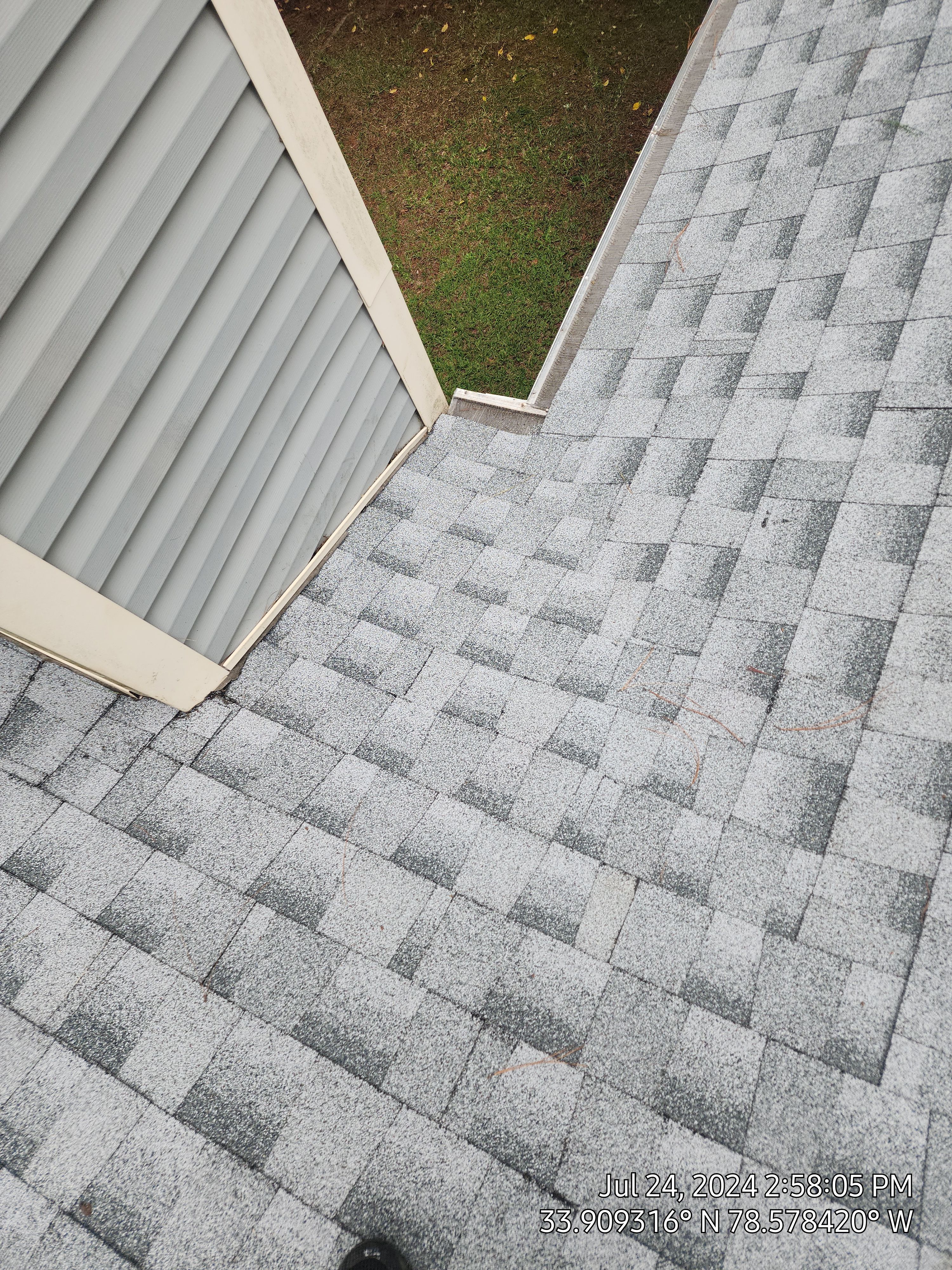 GAF HDZ - Birchwood by Linta Roofing Inc