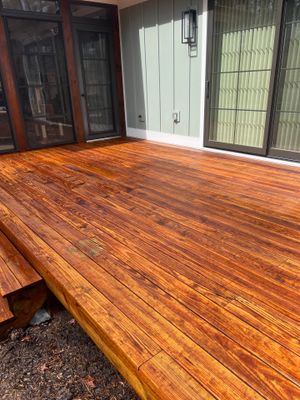 Weathered Deck using Wood Sealant