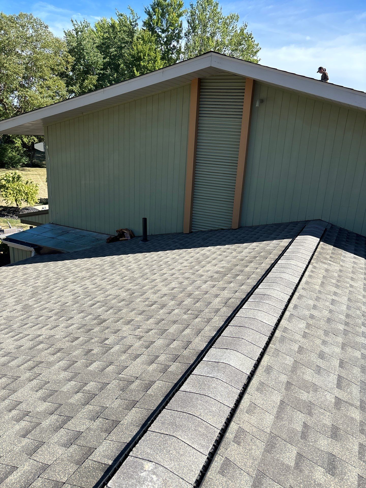 Residential Roofing Installation using Timberline HDZ Shingles - Weathered Wood by RoofX 