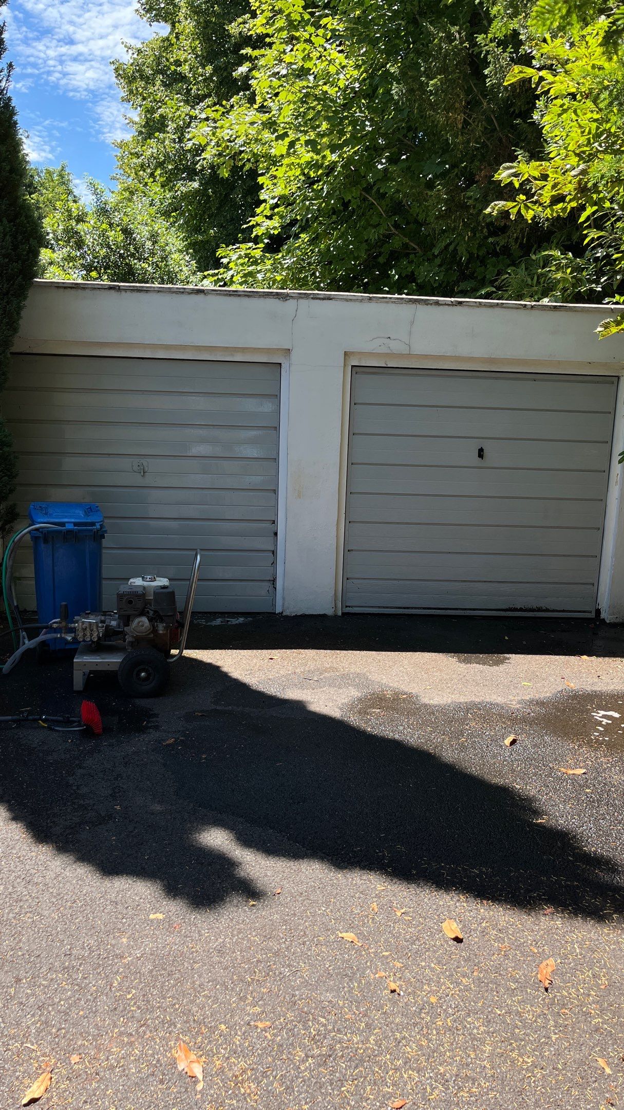 Render and patio clean using Pureseal Biocide by Ges Exterior Cleaning ltd