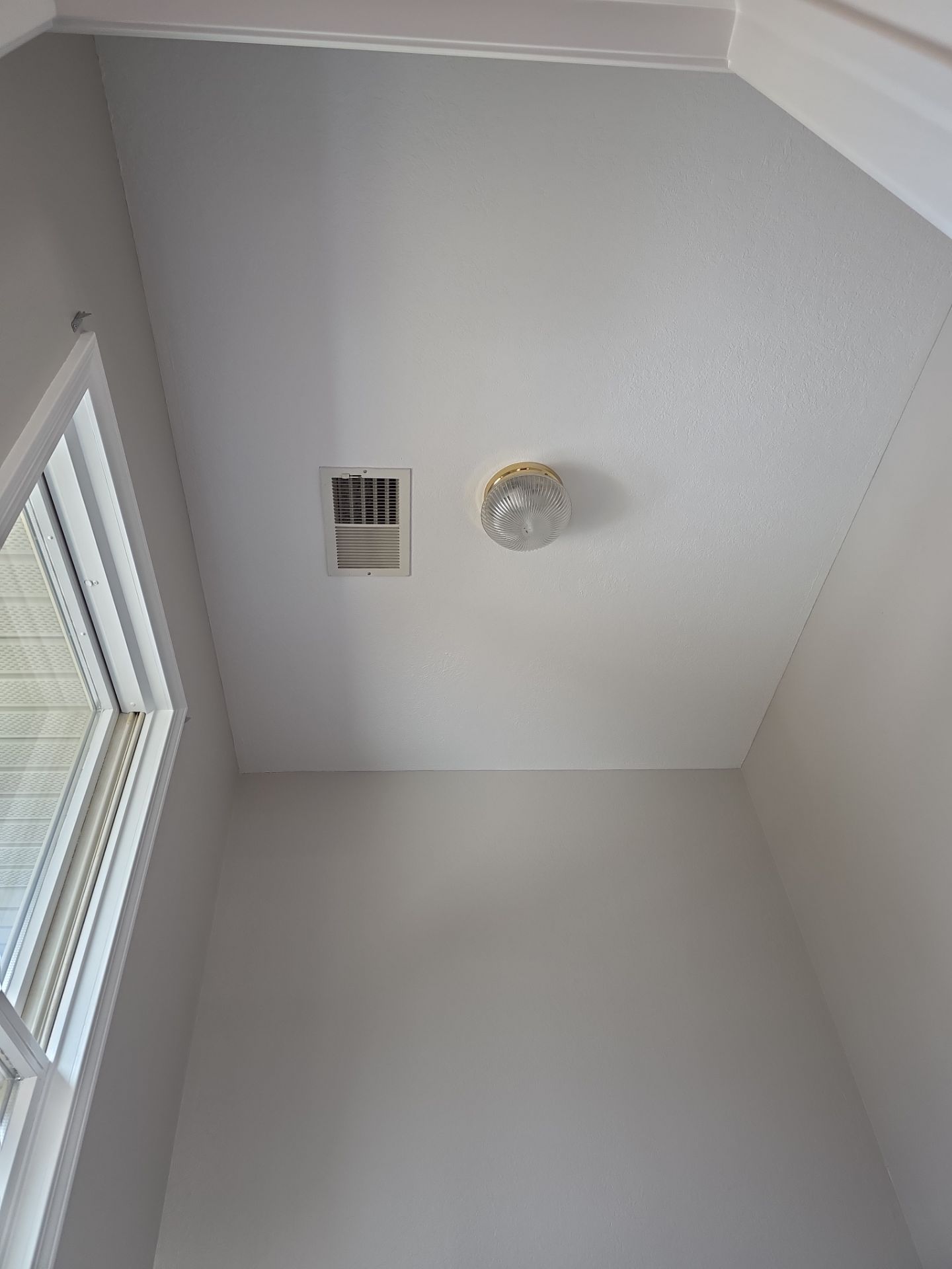 Interior Repaint & Trim Refinishing – Spring Lake, Michigan by Gordon Painting