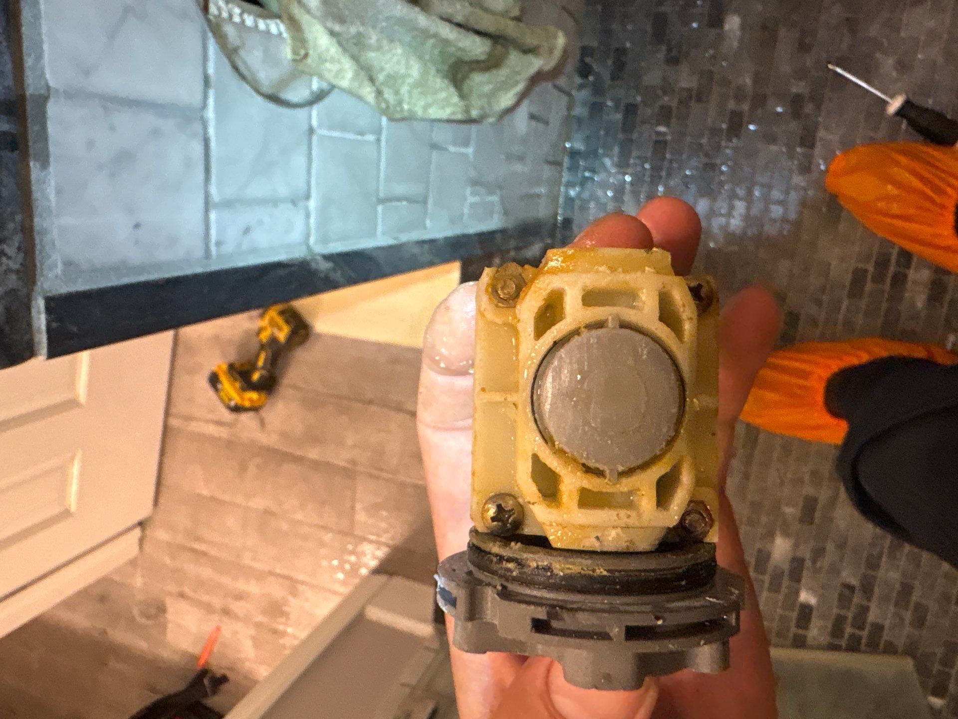 Shower Valve Replacement and Plumbing Hardware Update in Tampa by All Hours Plumber