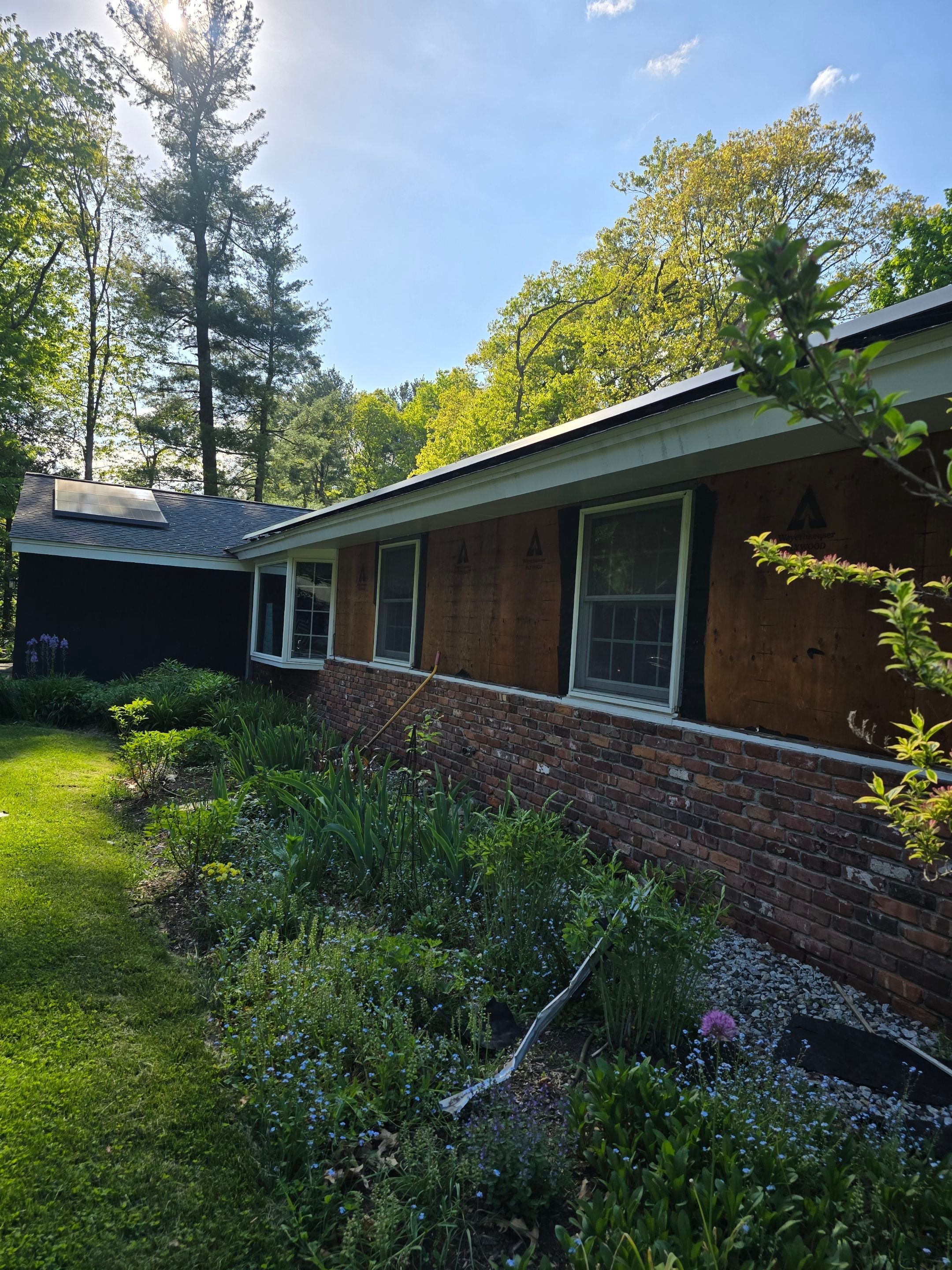 Vinyl Siding Transformation – Pacific Blue by Mighty Dog Roofing of Greater Middlesex County