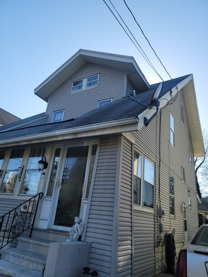 ATLAS PINNACLE COLOR: MORNING HARVEST DRIP EDGE: WHITE by Eagle Eye Roofing